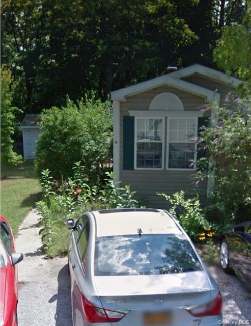 1538 Speonk-Riverhead Road #6 — photo