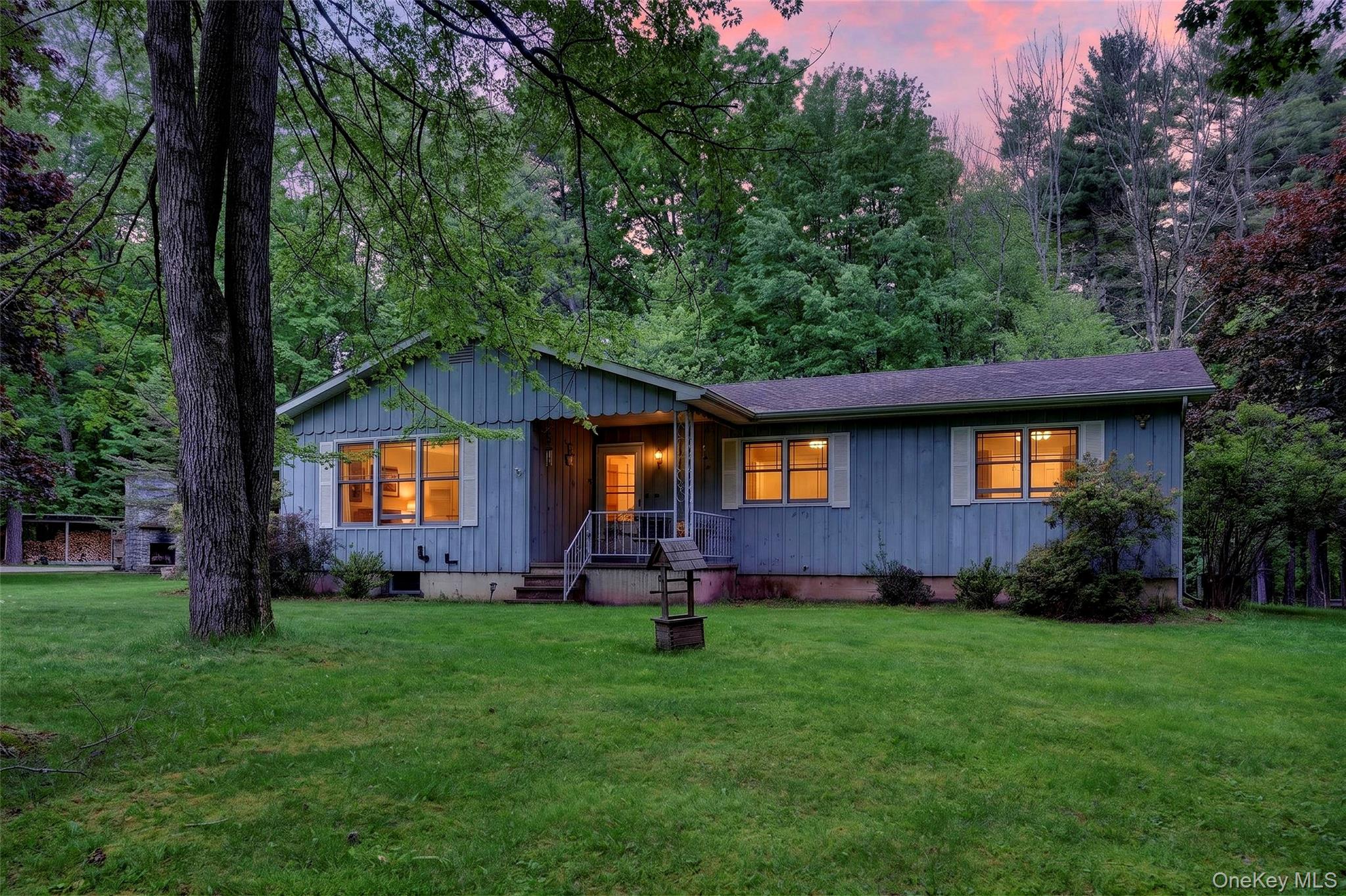 11 Fairway Drive — photo