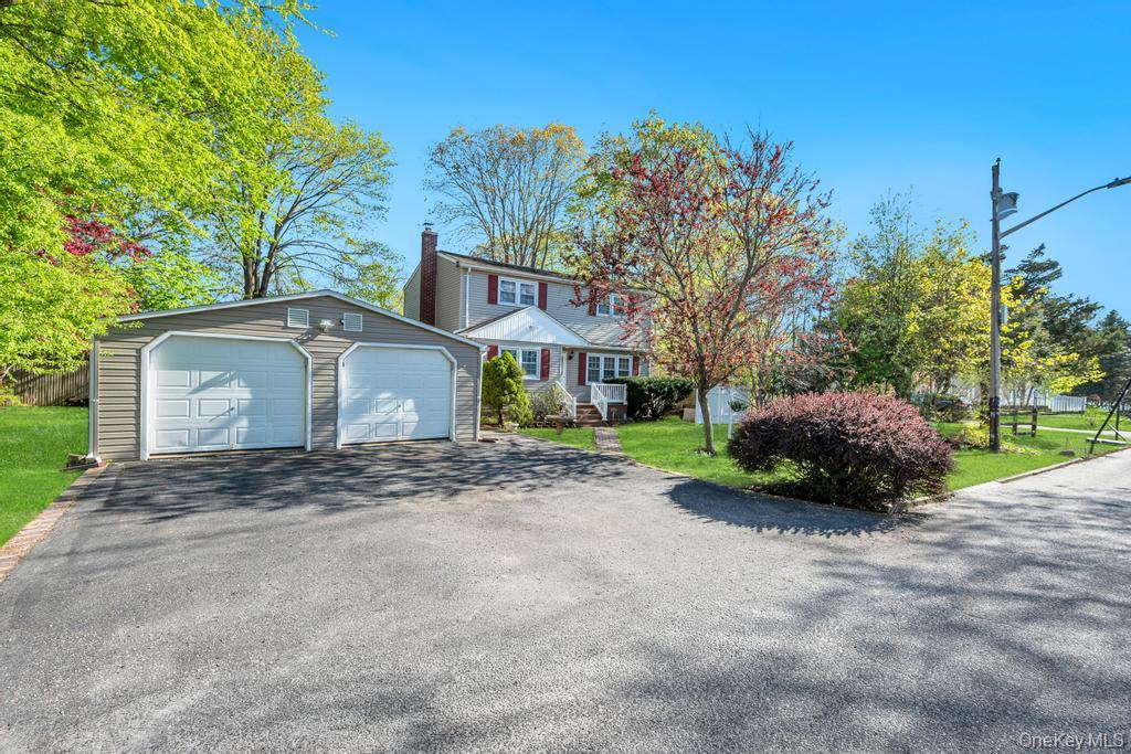 64 Spar Drive — photo