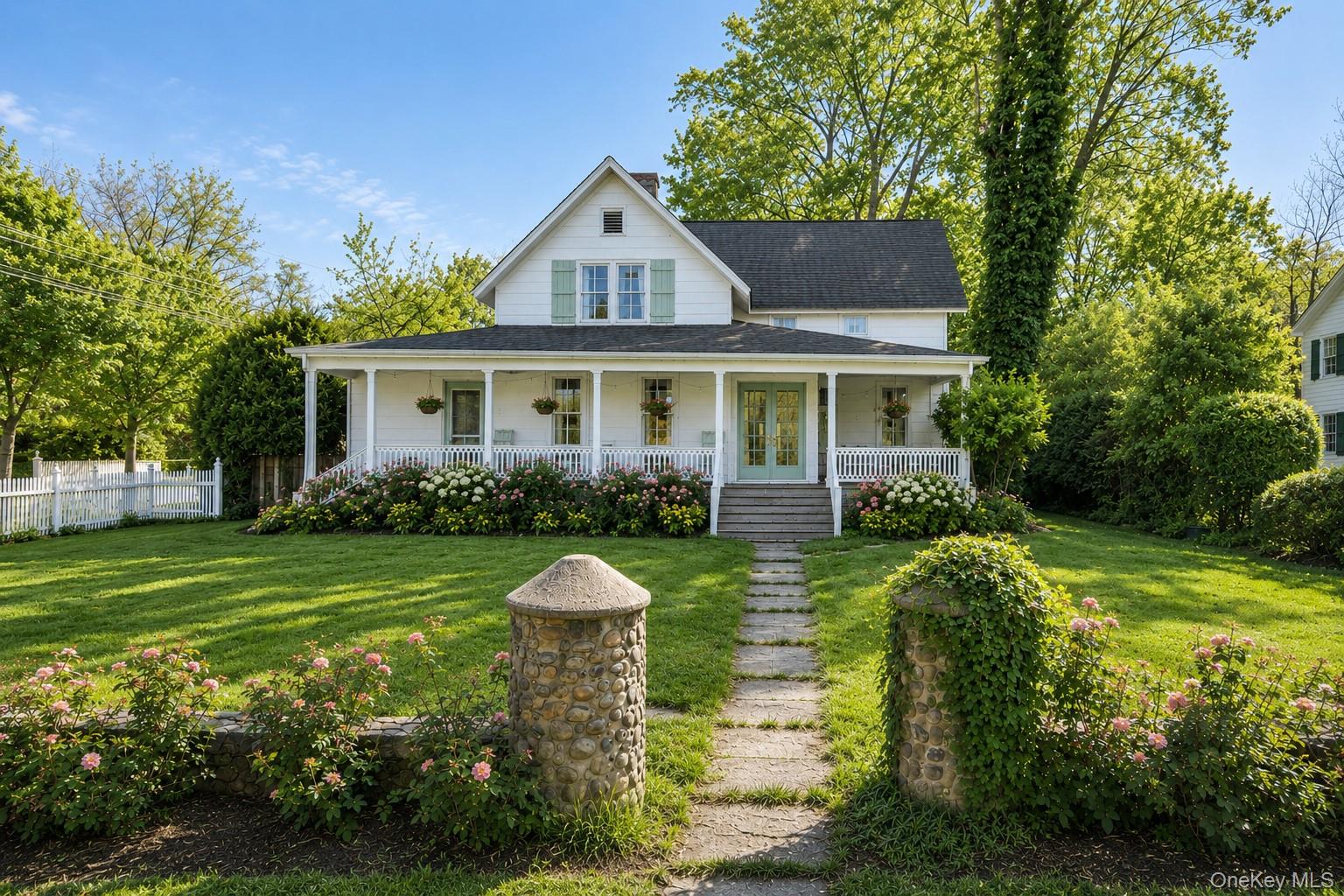 45 Shore Road — photo
