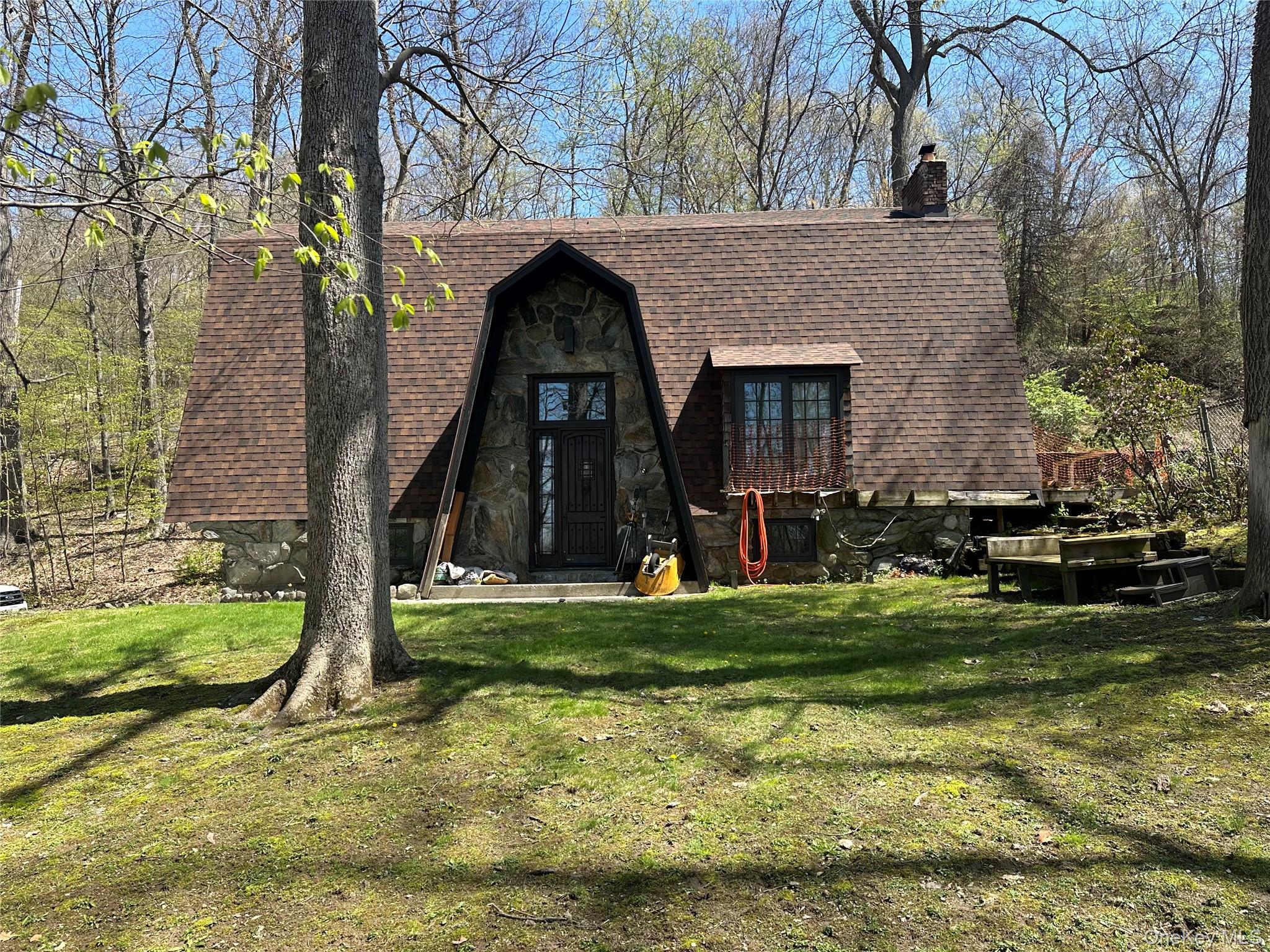 50 Dogwood Road — photo