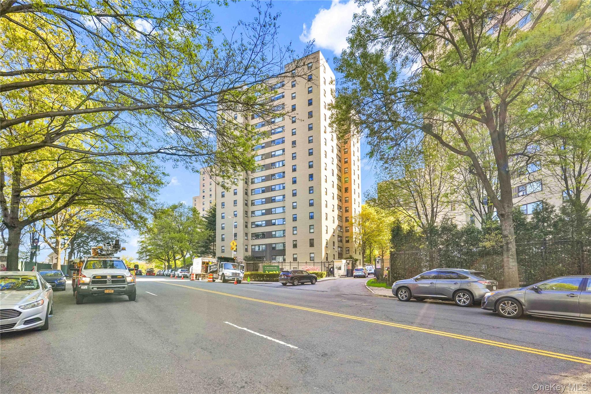 3 Fordham Hill Oval 1F — photo