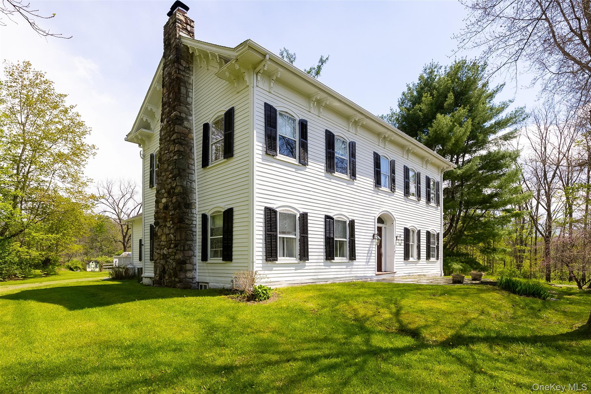 5548 Route 82 — photo