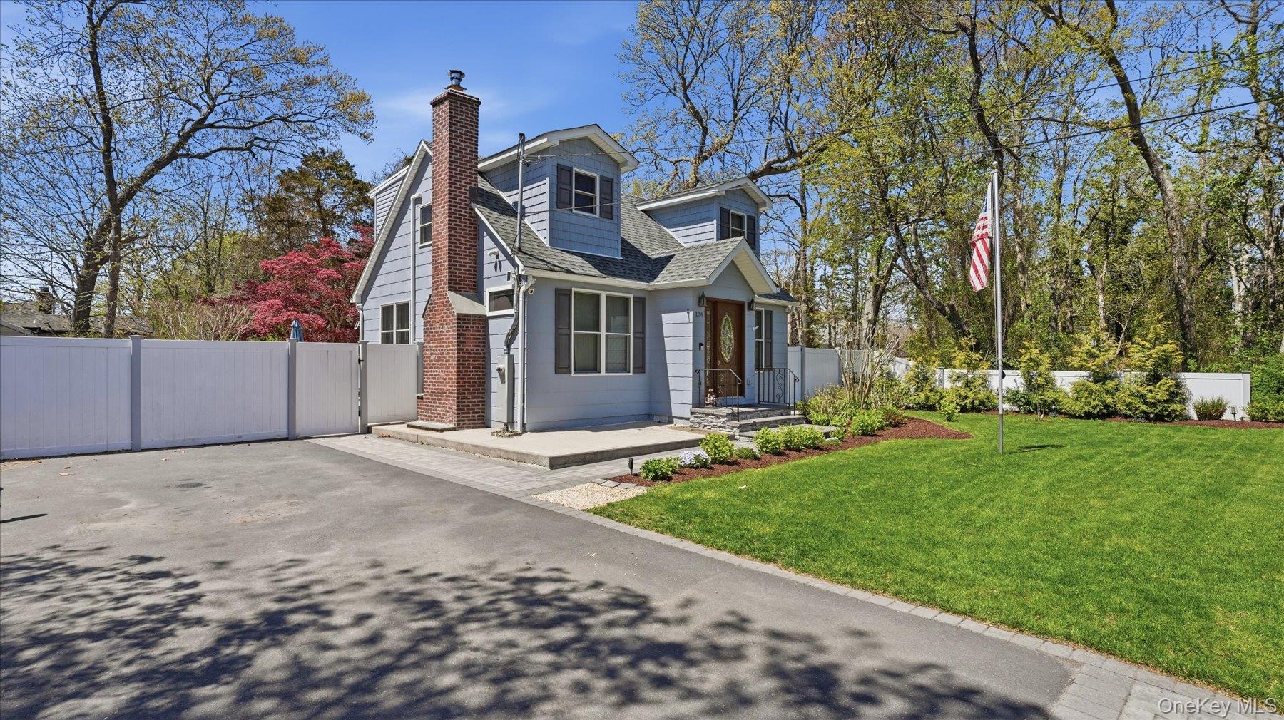 134 Washington Drive — photo