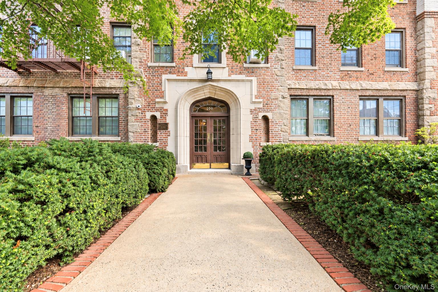 100 Parkway Road Unit 4C — photo