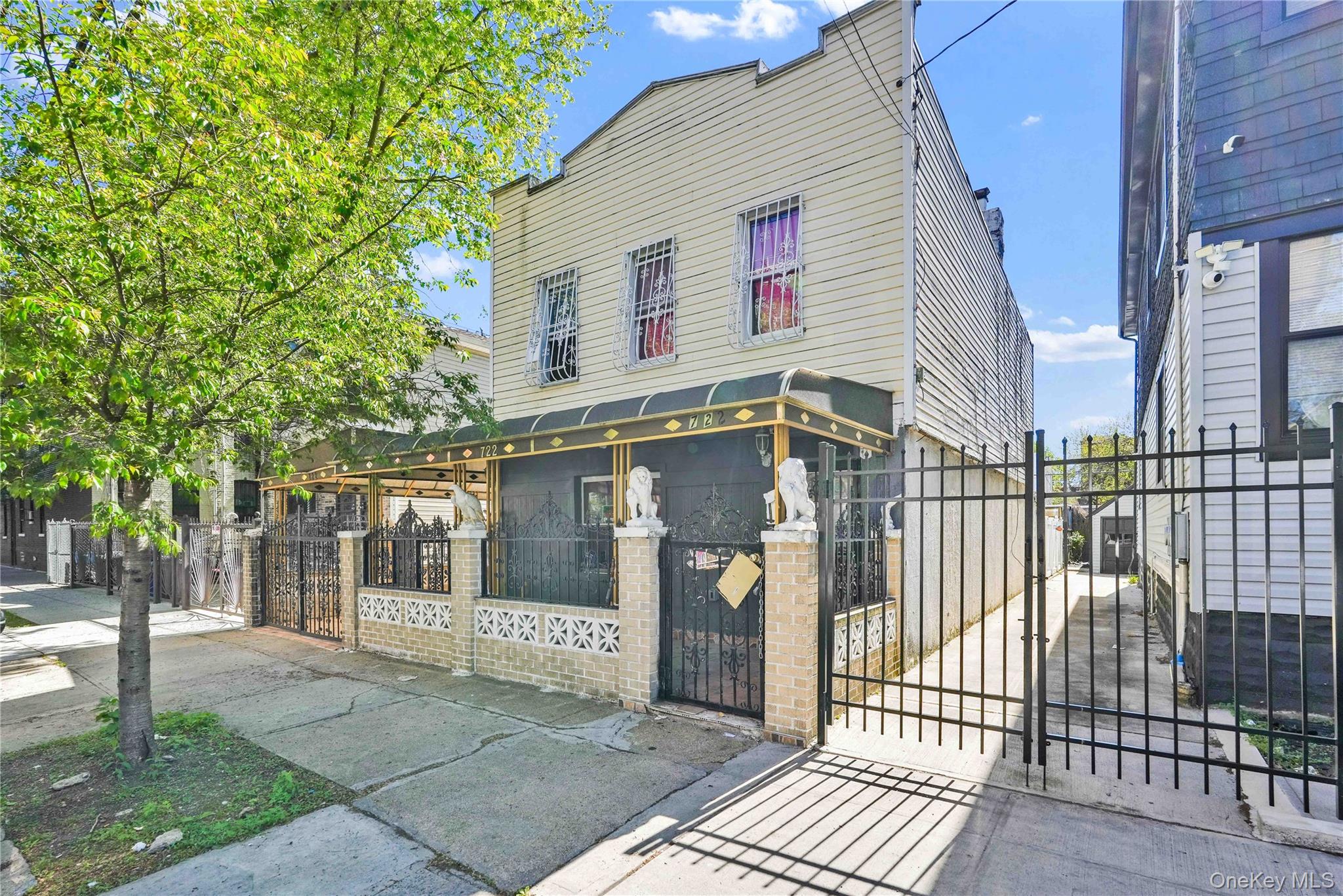 722 Elton Street — photo