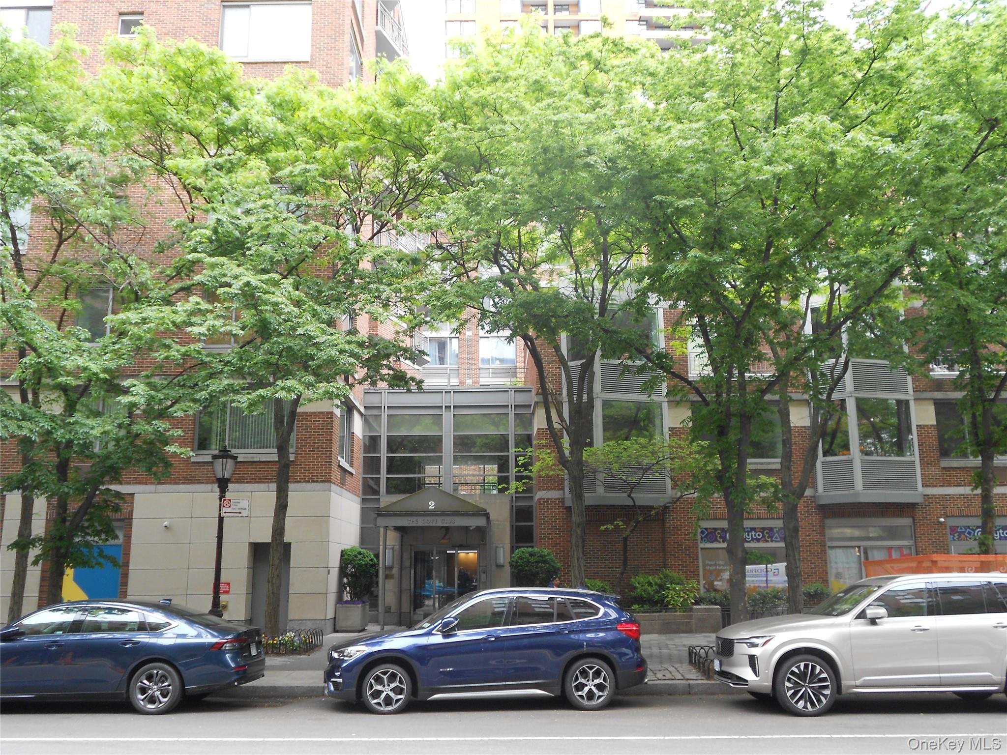 2 S End Avenue 9C — photo