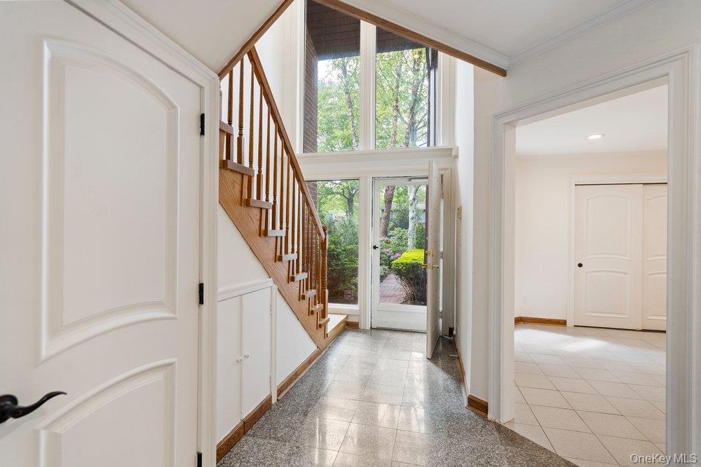 41 E View Court — photo