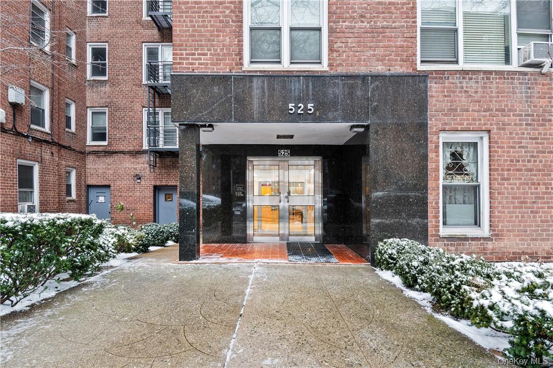 525 W 236 Street 5B — photo