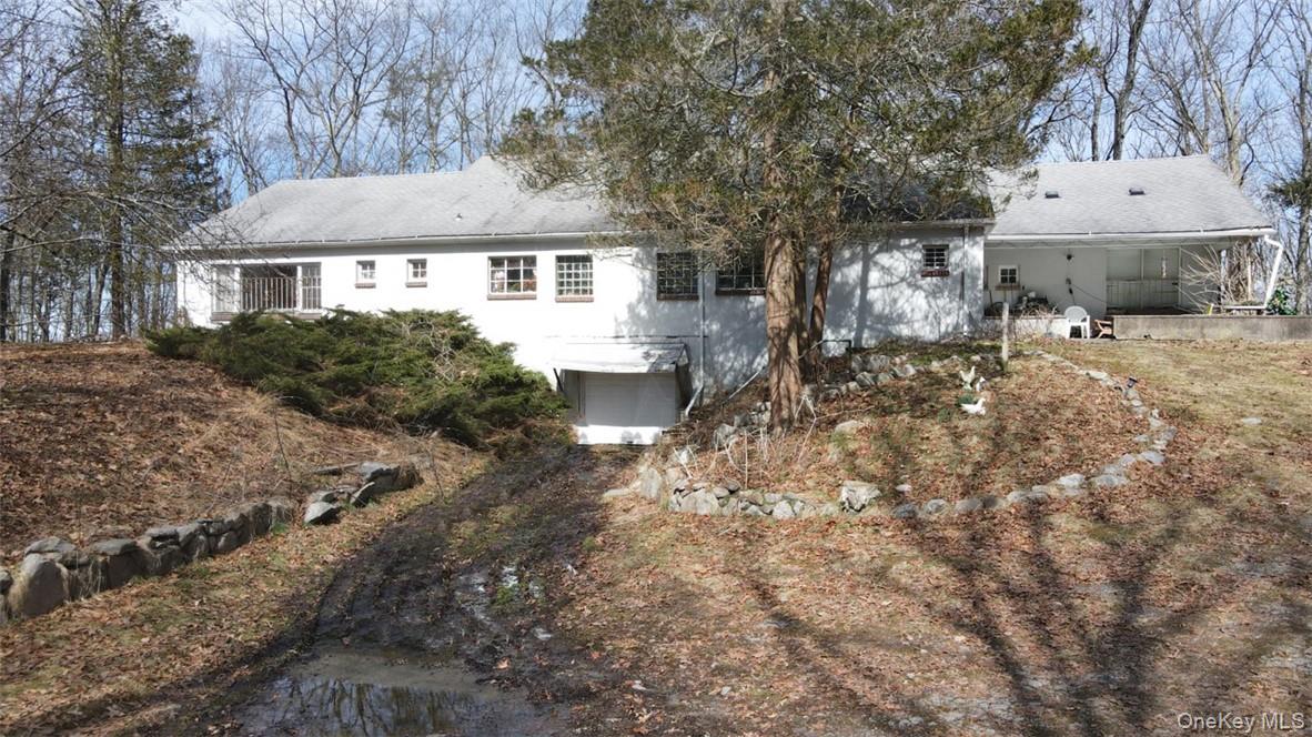2215 Greenville Turnpike — photo