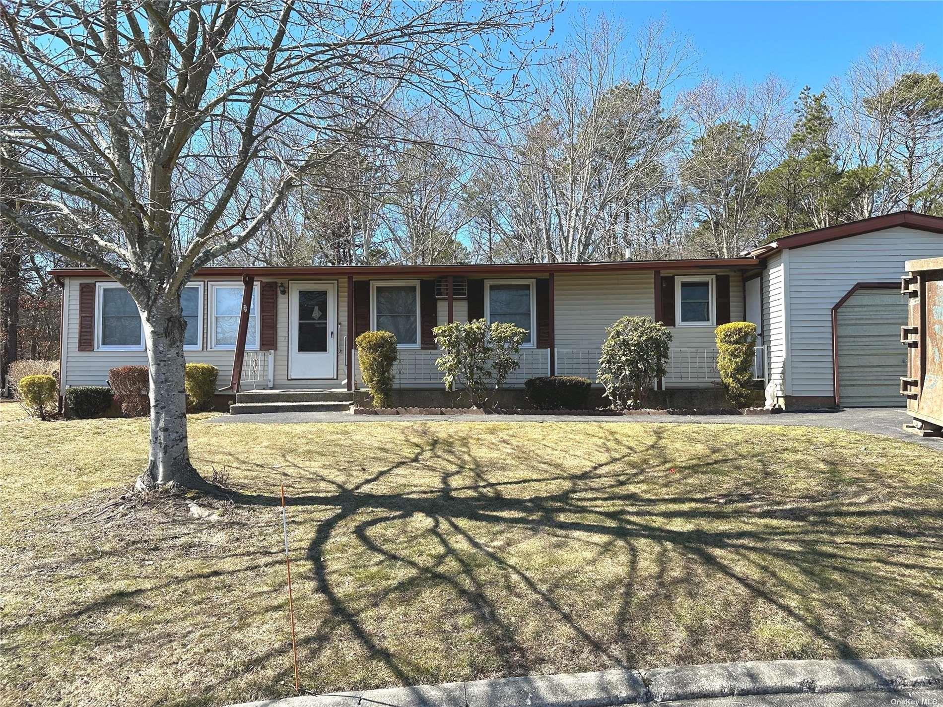 55 Village Circle 1 — photo