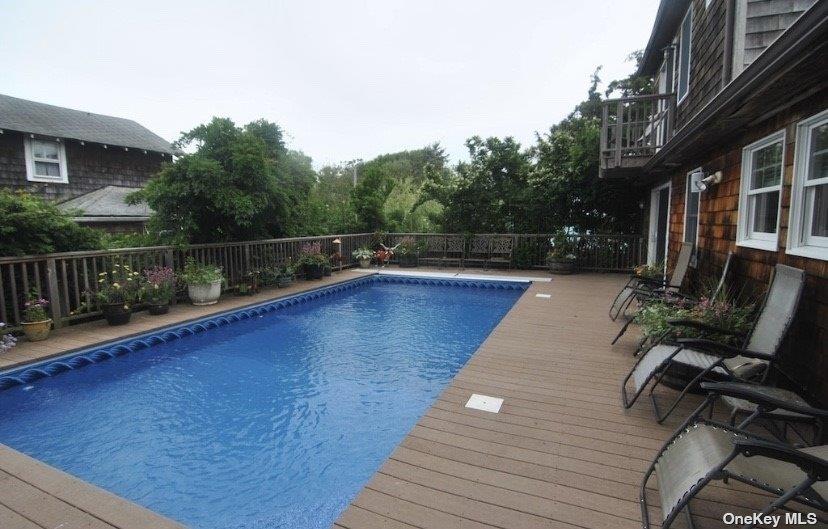 748 Ocean Breeze Walk — photo