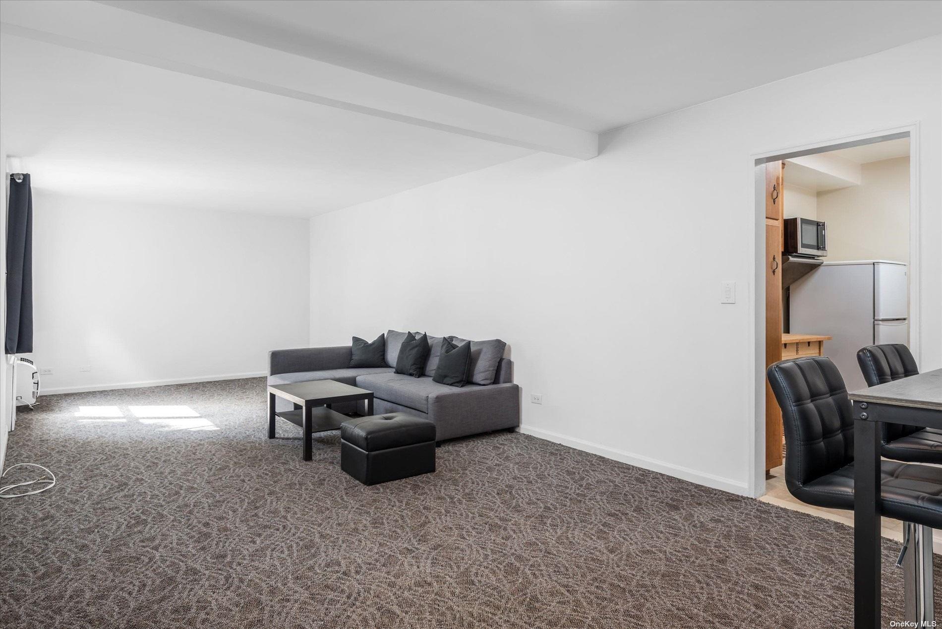 65-15 38th Avenue 5R — photo