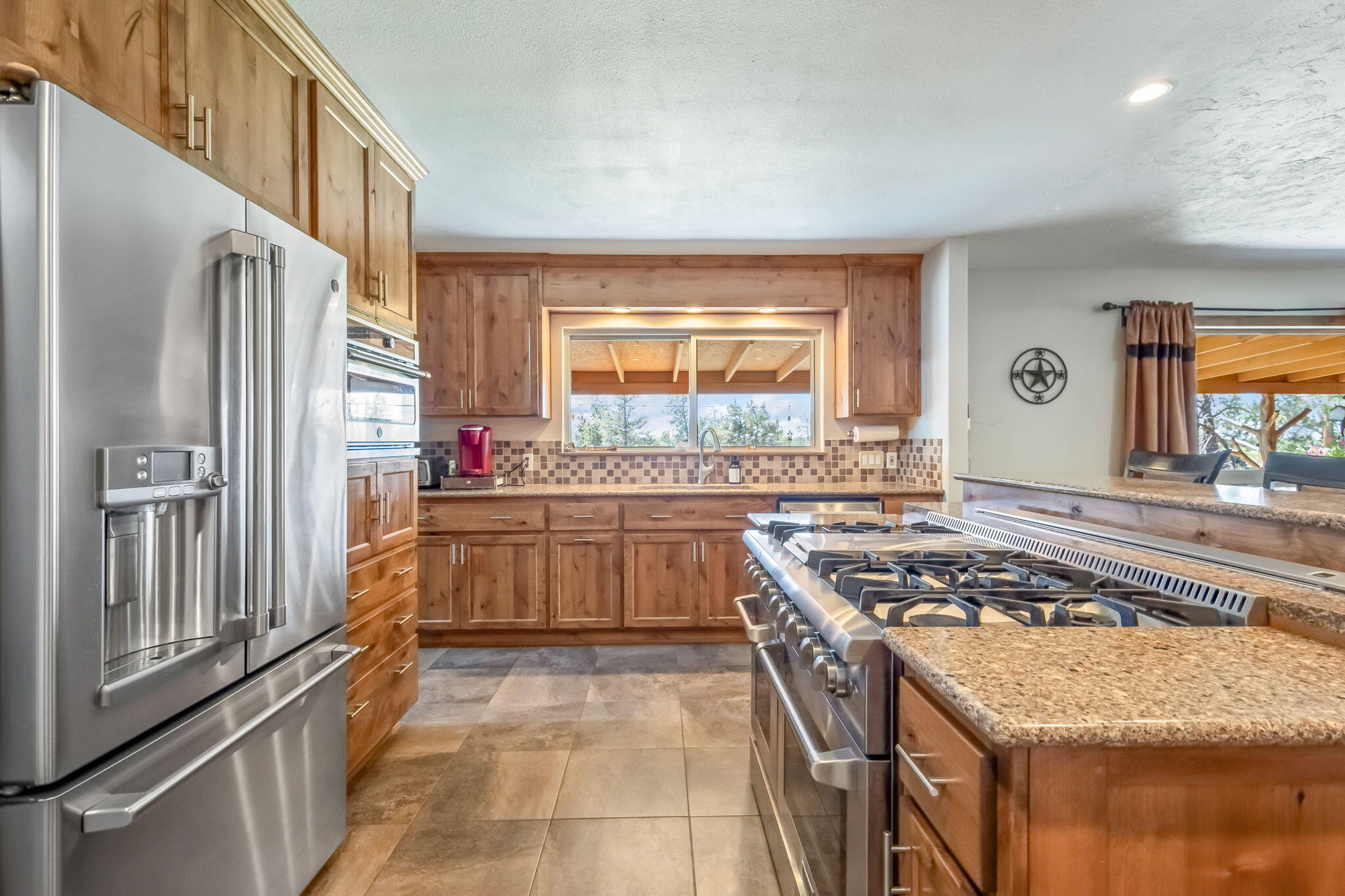 3068 SW Reif Road, Powell Butte, OR 97753
