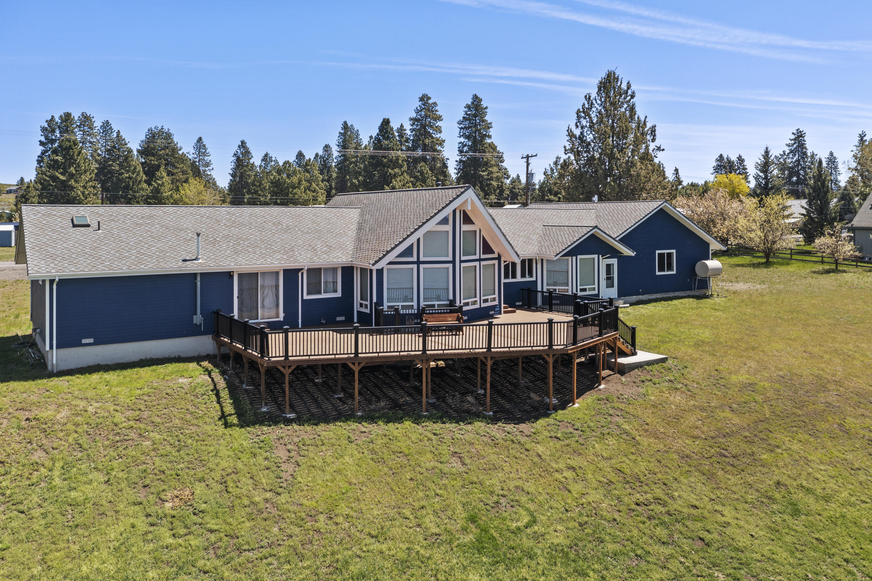 38038 Modoc Point Road — photo