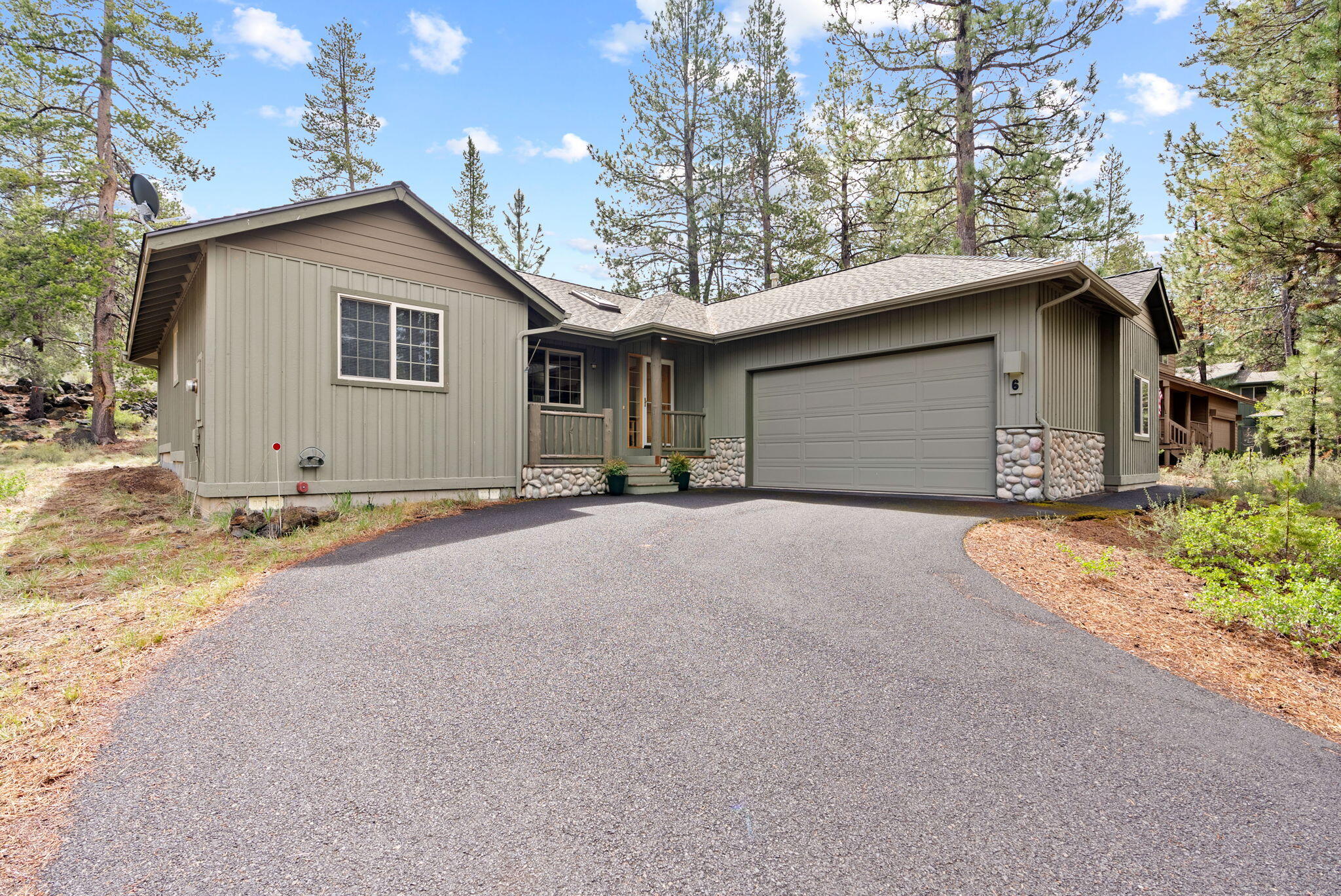 57584 Whistler Lane — photo