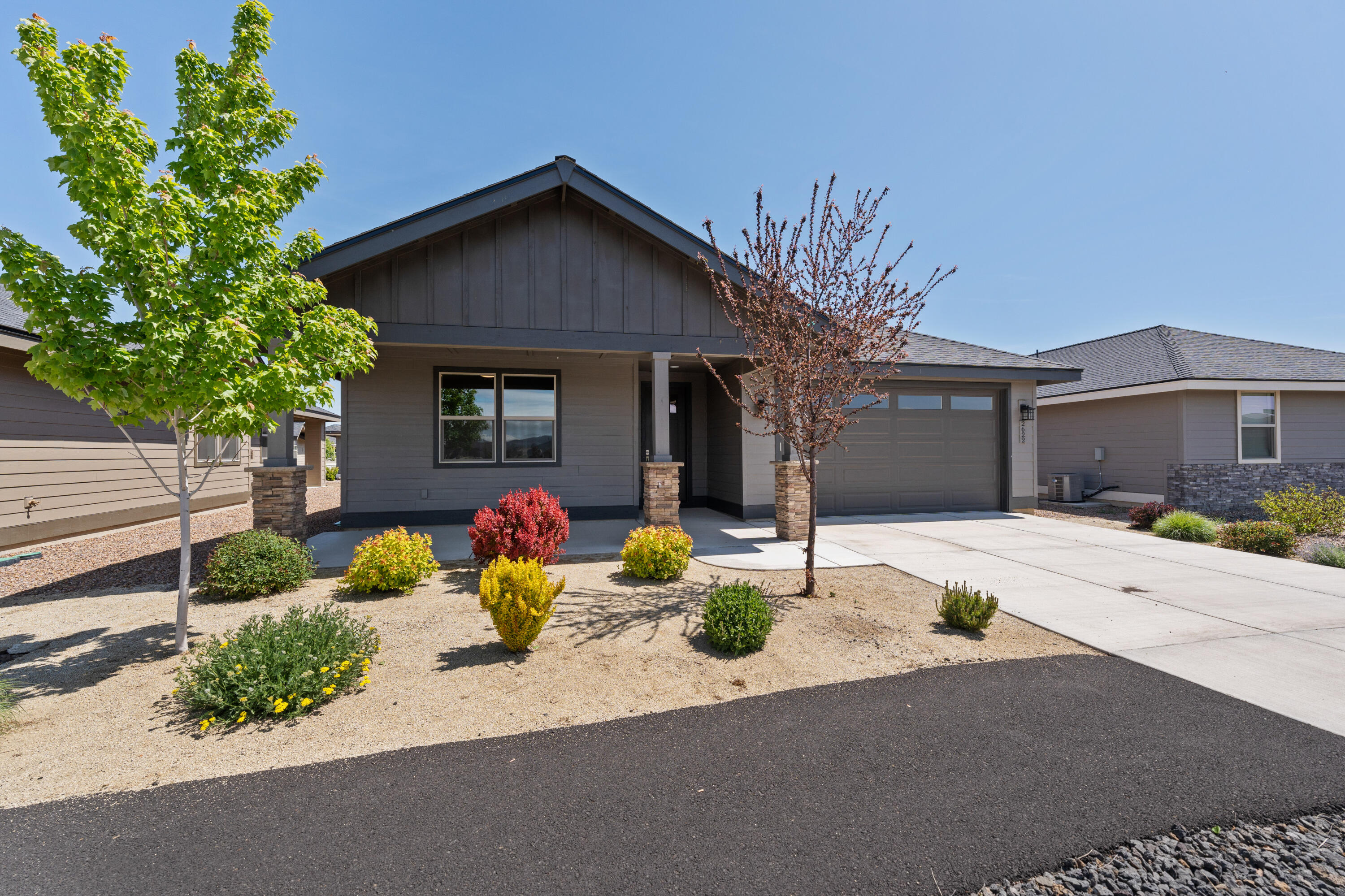 2622 NW Redwood Circle — photo