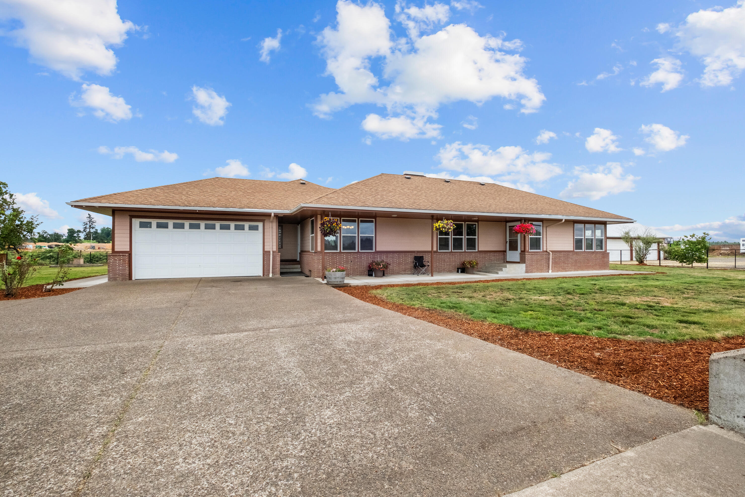 8758 Stayton Road SE — photo