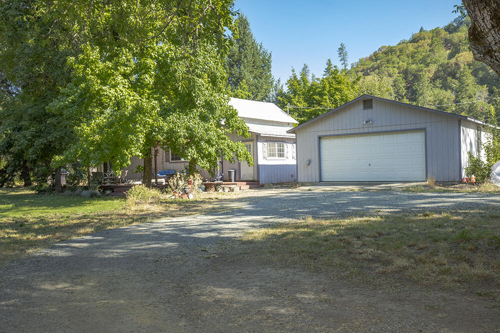 7342 New Hope Road — photo