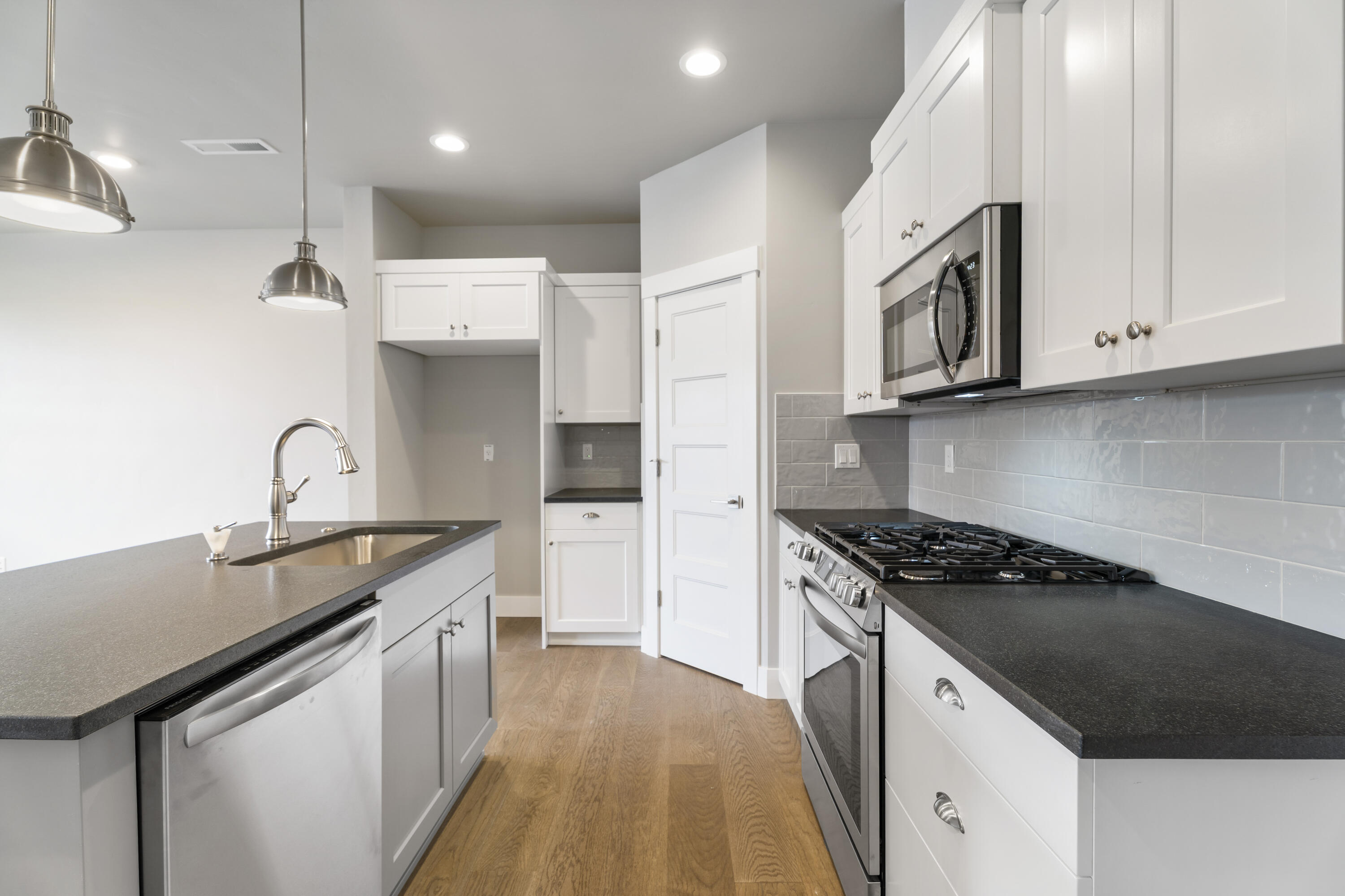 3977 SW Coyote Avenue, Lot 156 — photo
