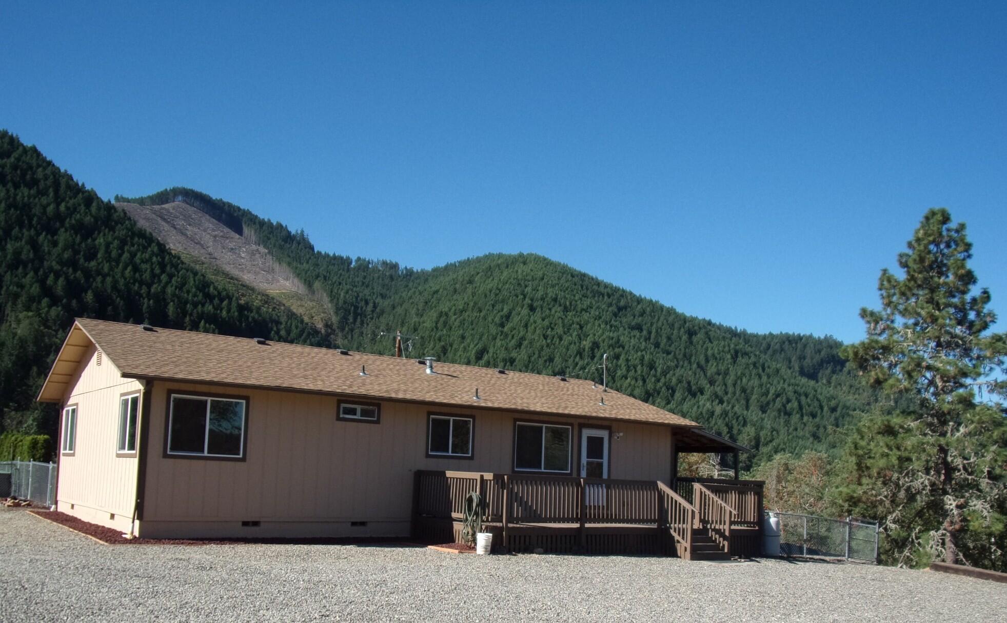 375 Jordan Creek Road, Riddle, OR 97469 — photo 2