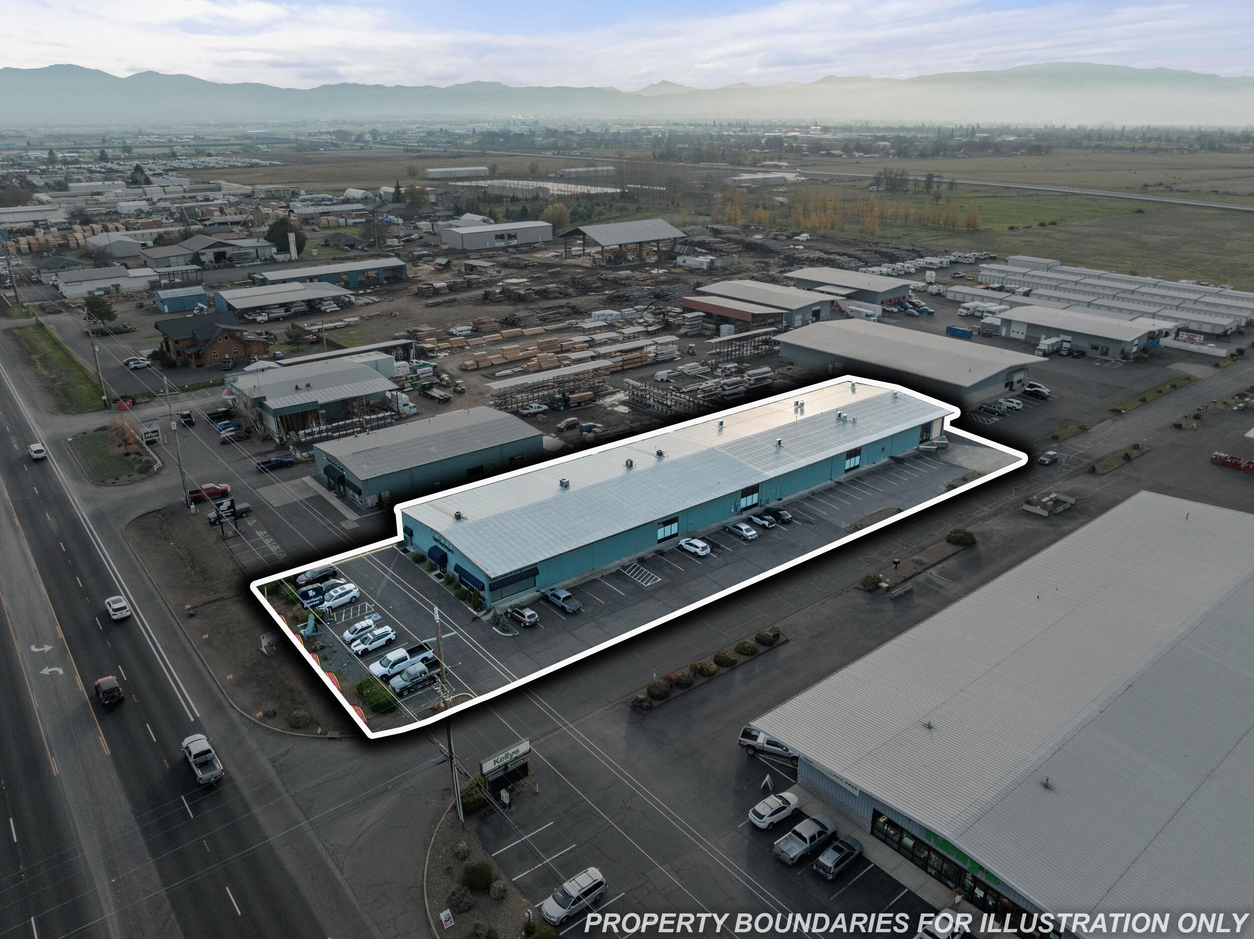 6435 Crater Lake Highway — photo
