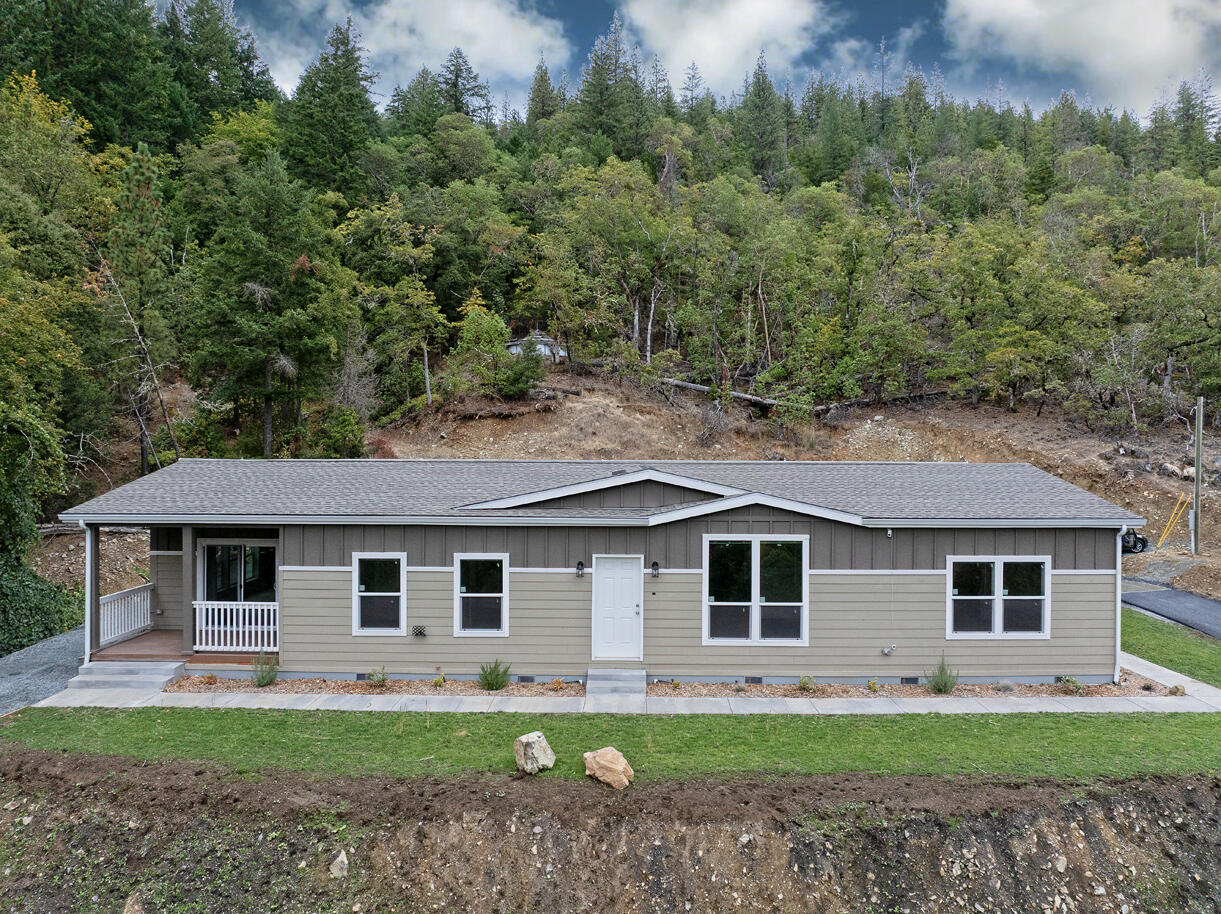 5572 Jumpoff Joe Creek Road — photo
