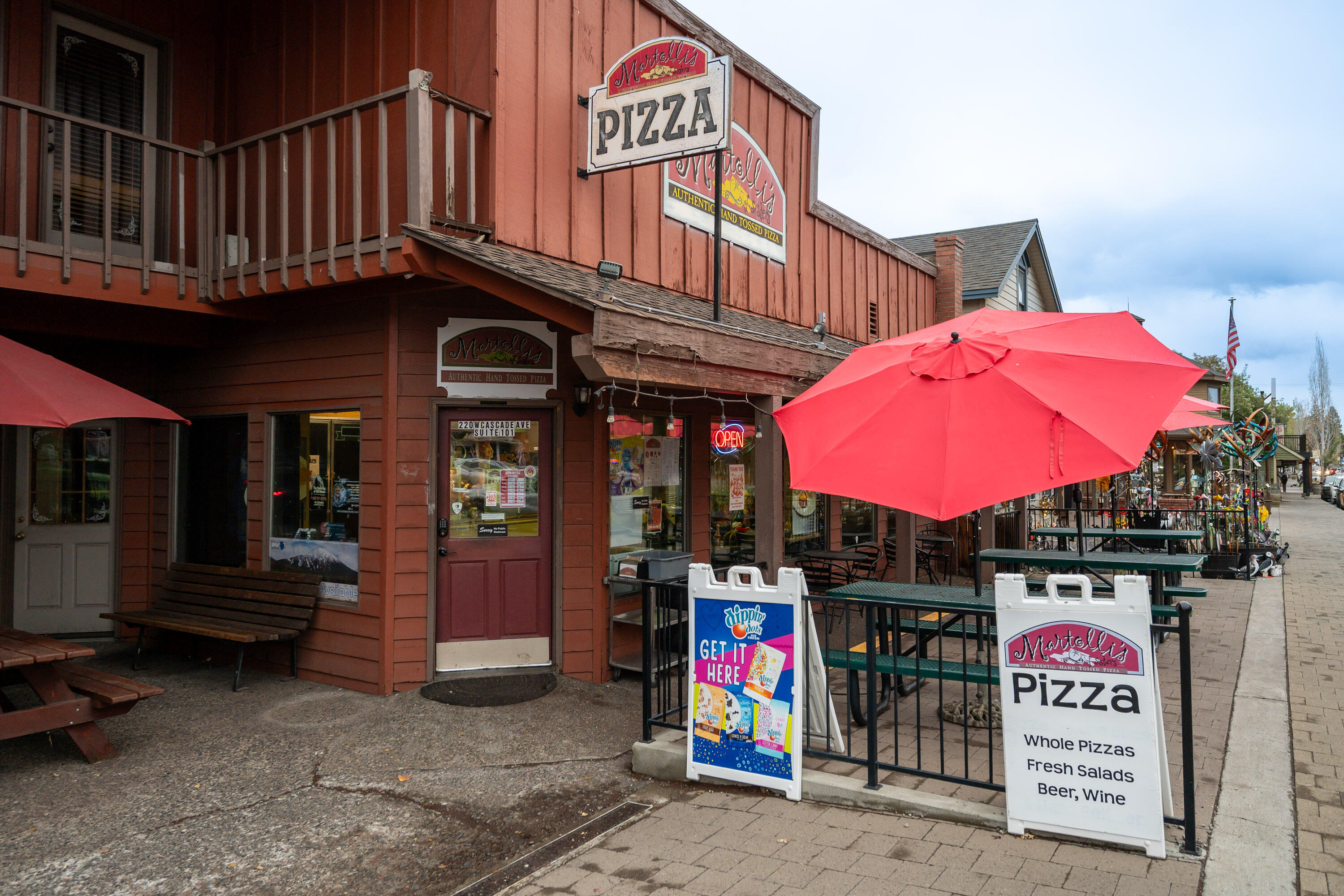220 W Cascade Avenue — photo