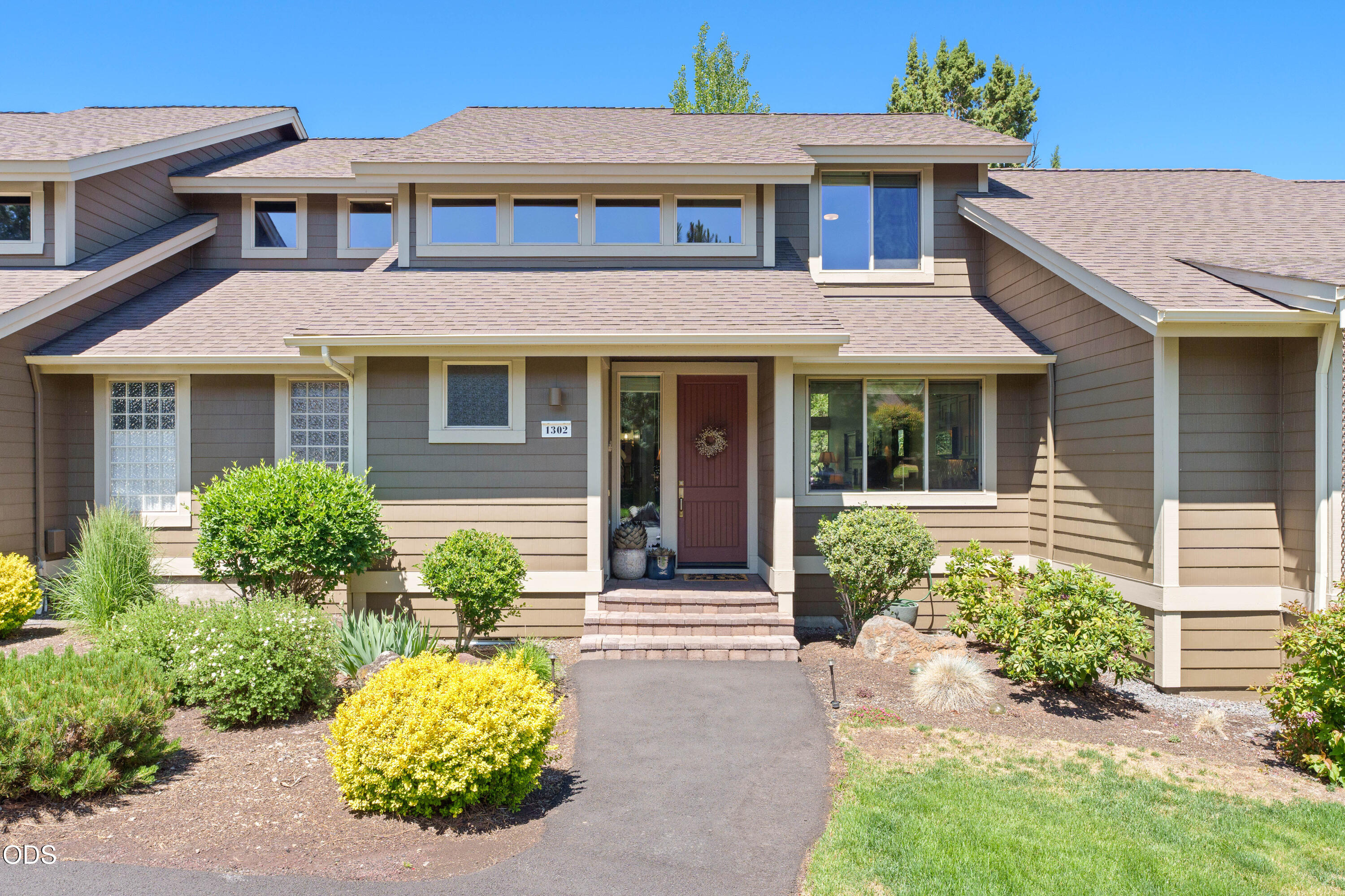1302 Highland View Loop — photo