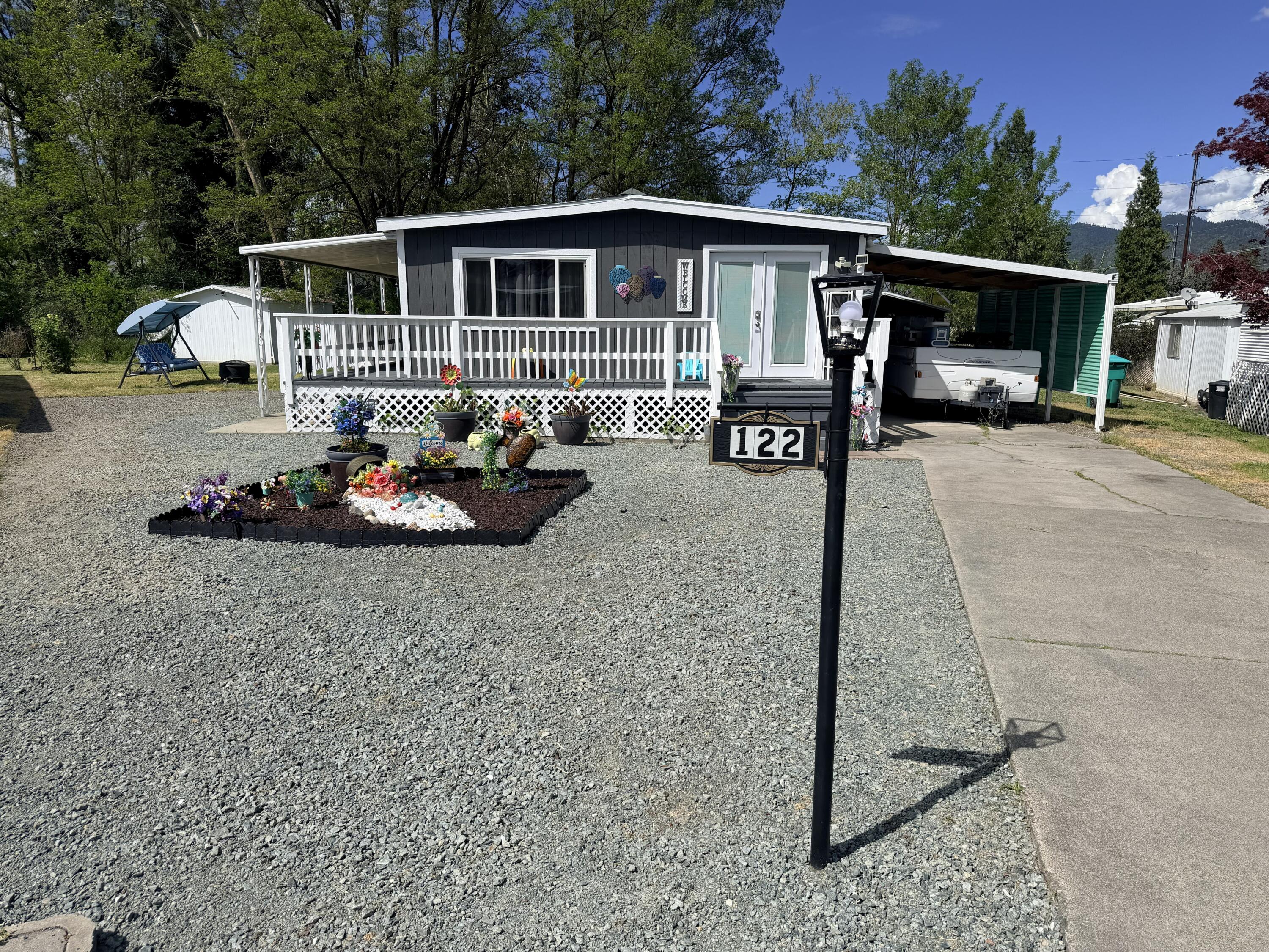 122 Parkdale Circle — photo