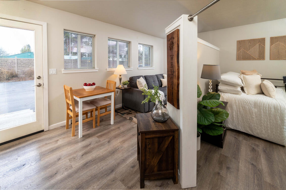 56856 Enterprise Drive, a5 — photo
