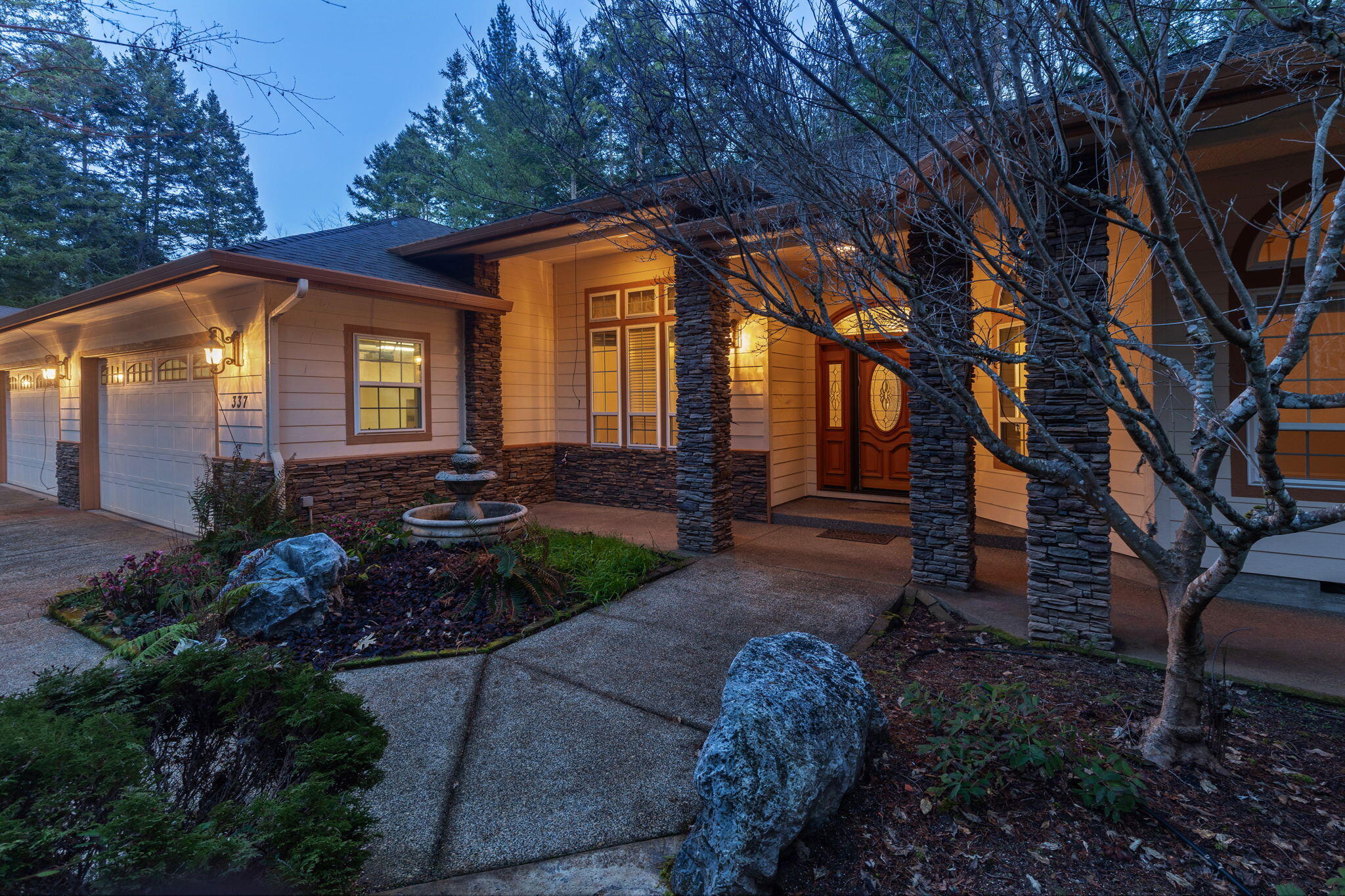 337 Daleo Drive — photo