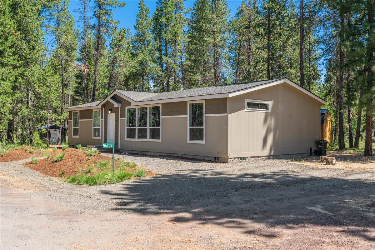56252 Comet Drive — photo