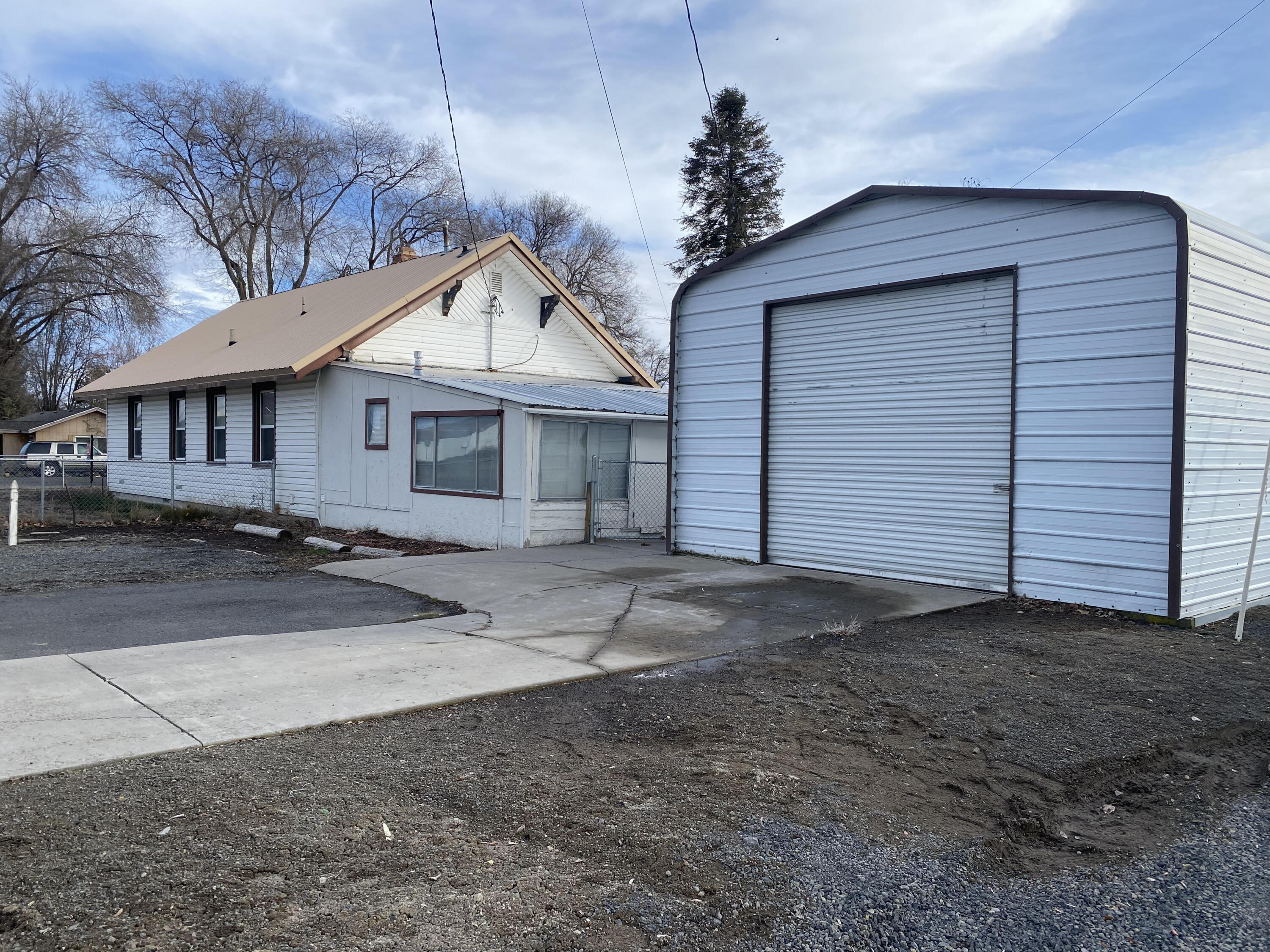 332 N Madison Street — photo