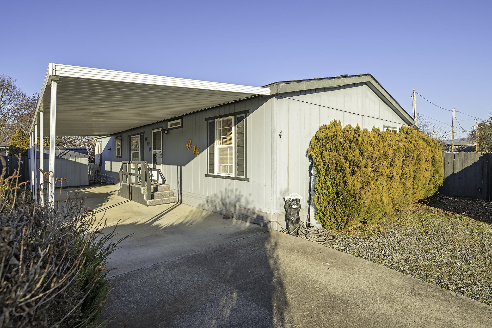 1570 S Peach Street, Spc 4 — photo
