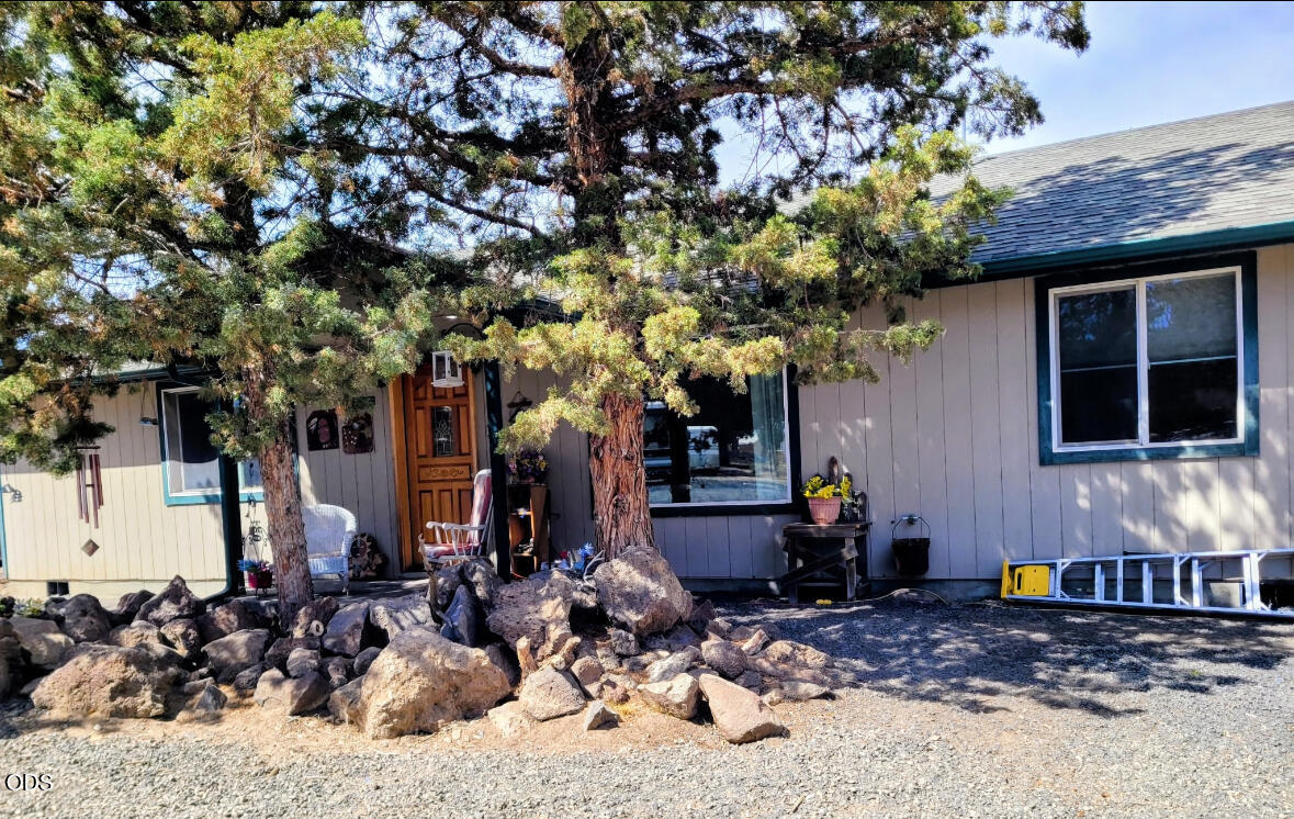 3913 SE Umatilla Loop — photo
