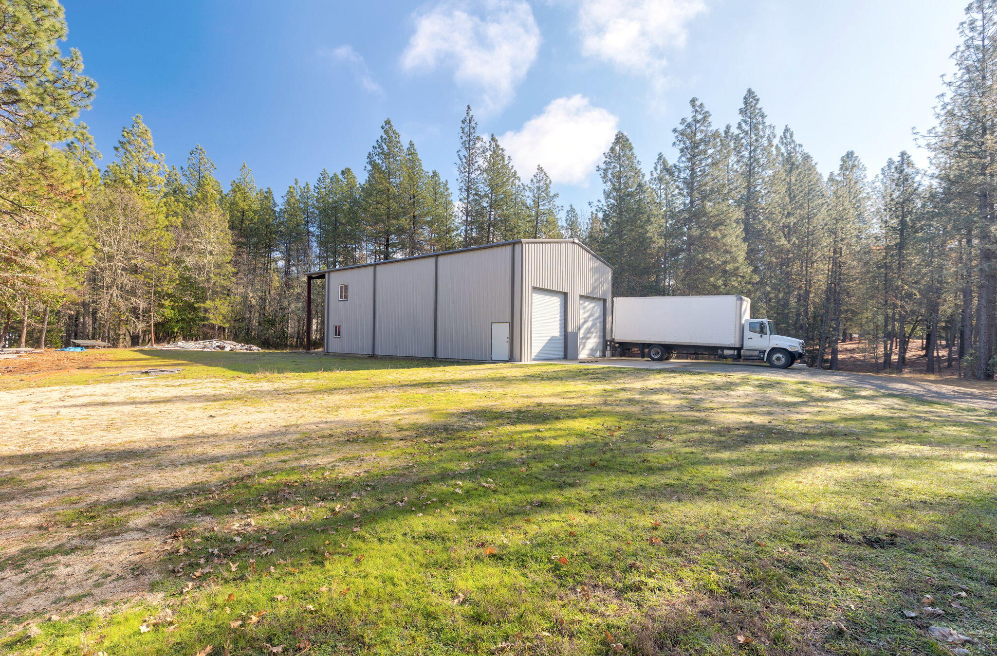 5001 Azalea Drive — photo