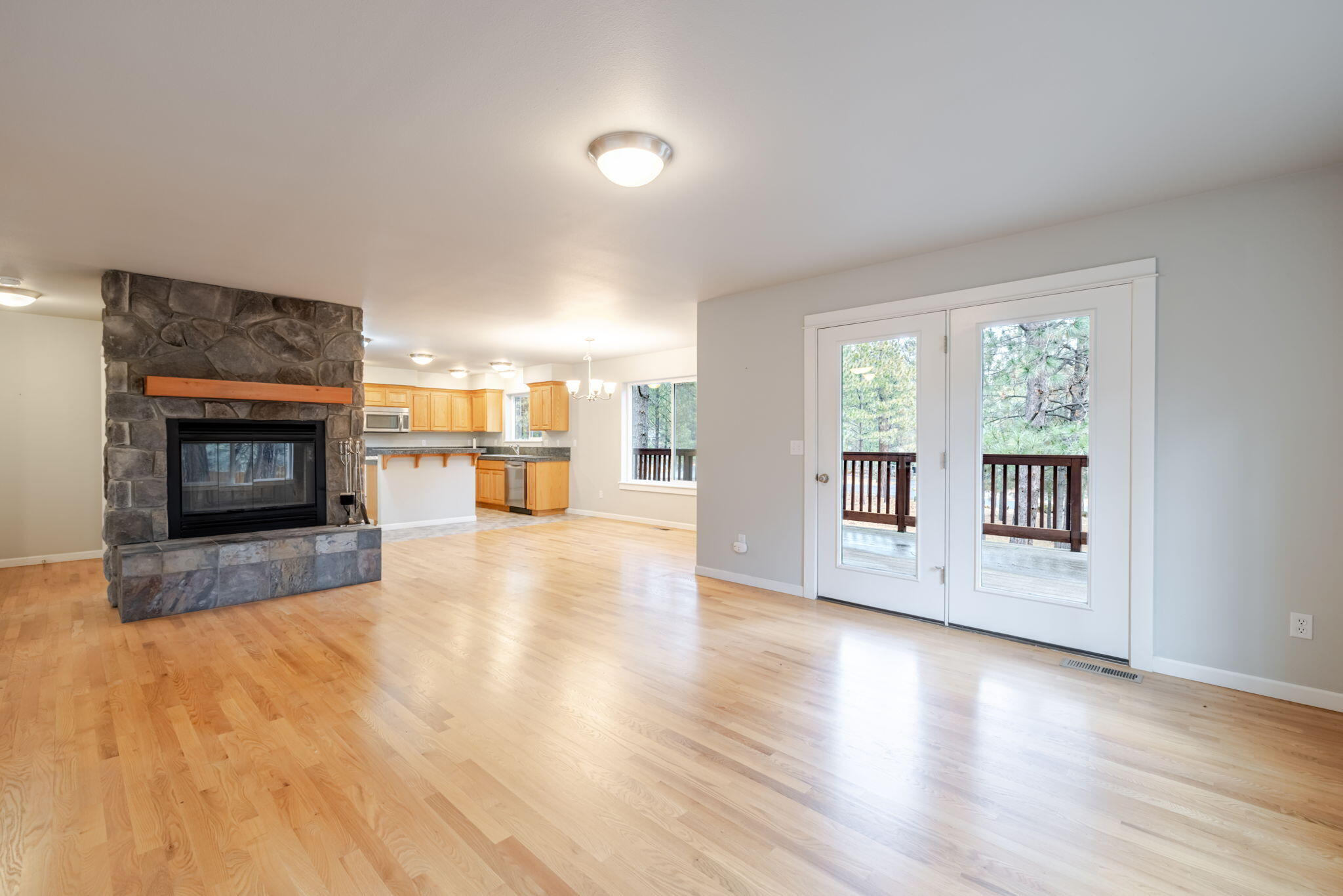14450 Mountain View Loop, Sisters, OR 97759 — photo 3