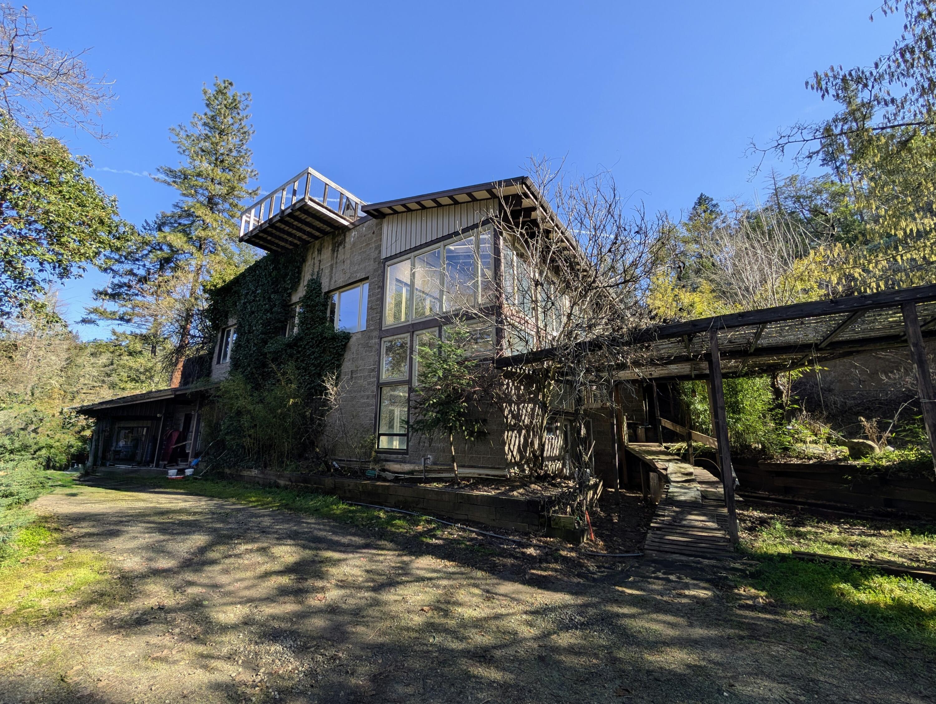 17019 Williams Highway — photo