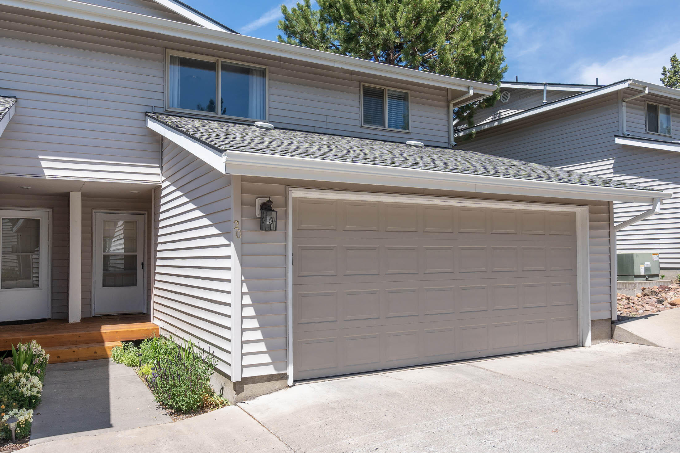 1801 NE Purcell Boulevard, Apt 20 — photo