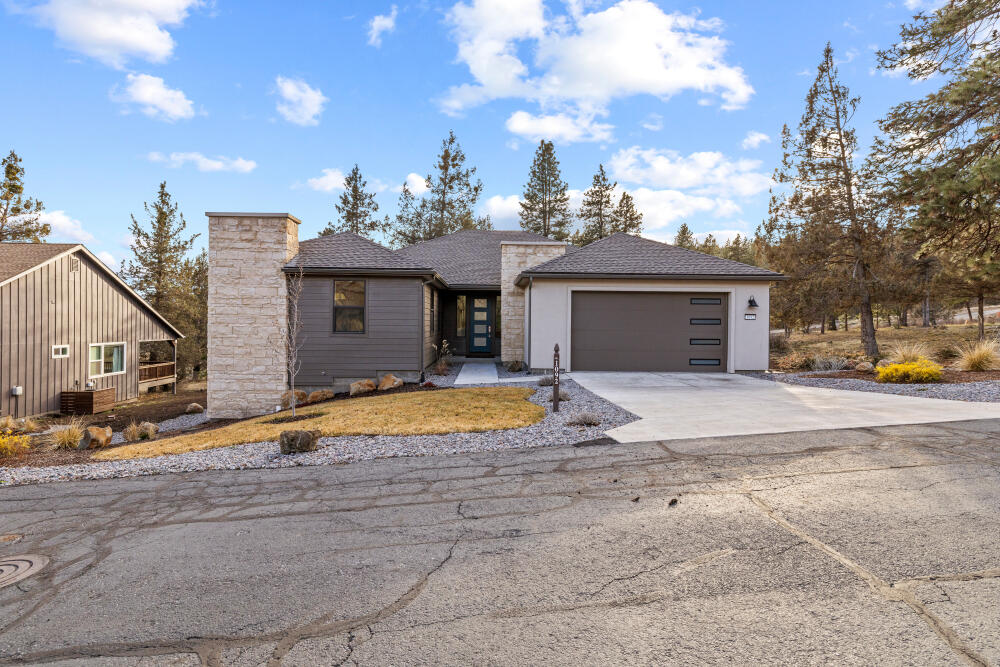 1092 Timber Ridge, Klamath Falls, OR 97601 — photo 2