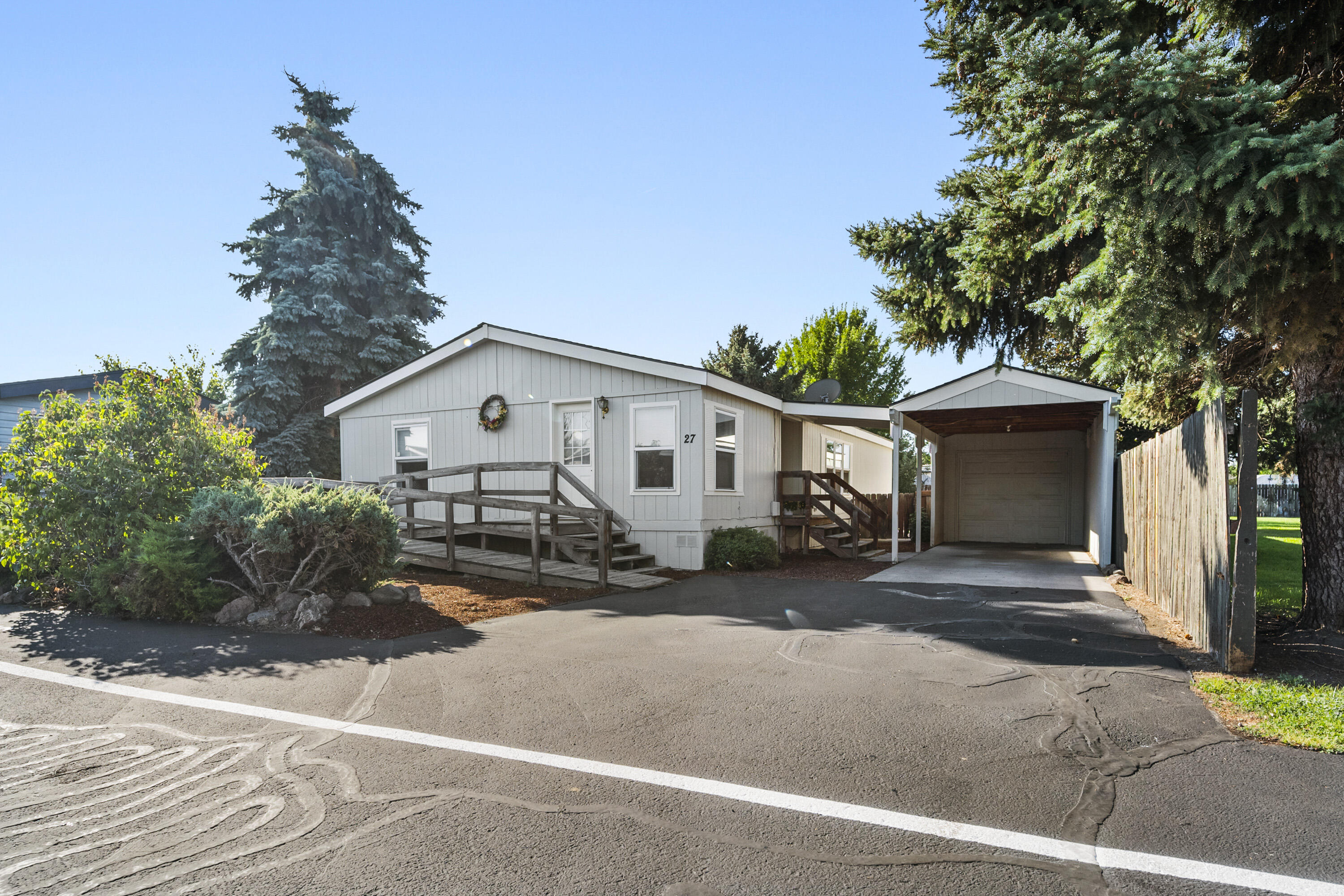 1201 SW 28th Street SW, Unit 27 — photo