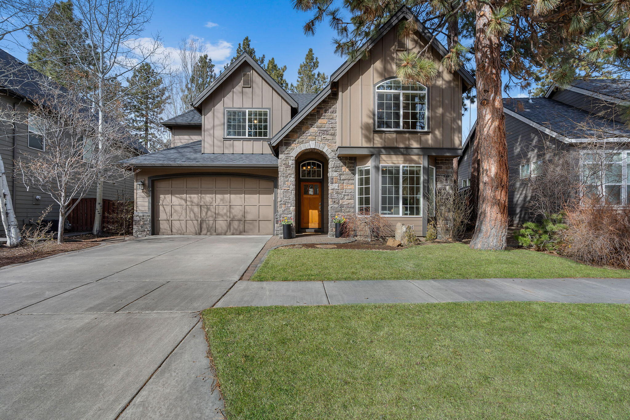 61041 Chamomile Place — photo