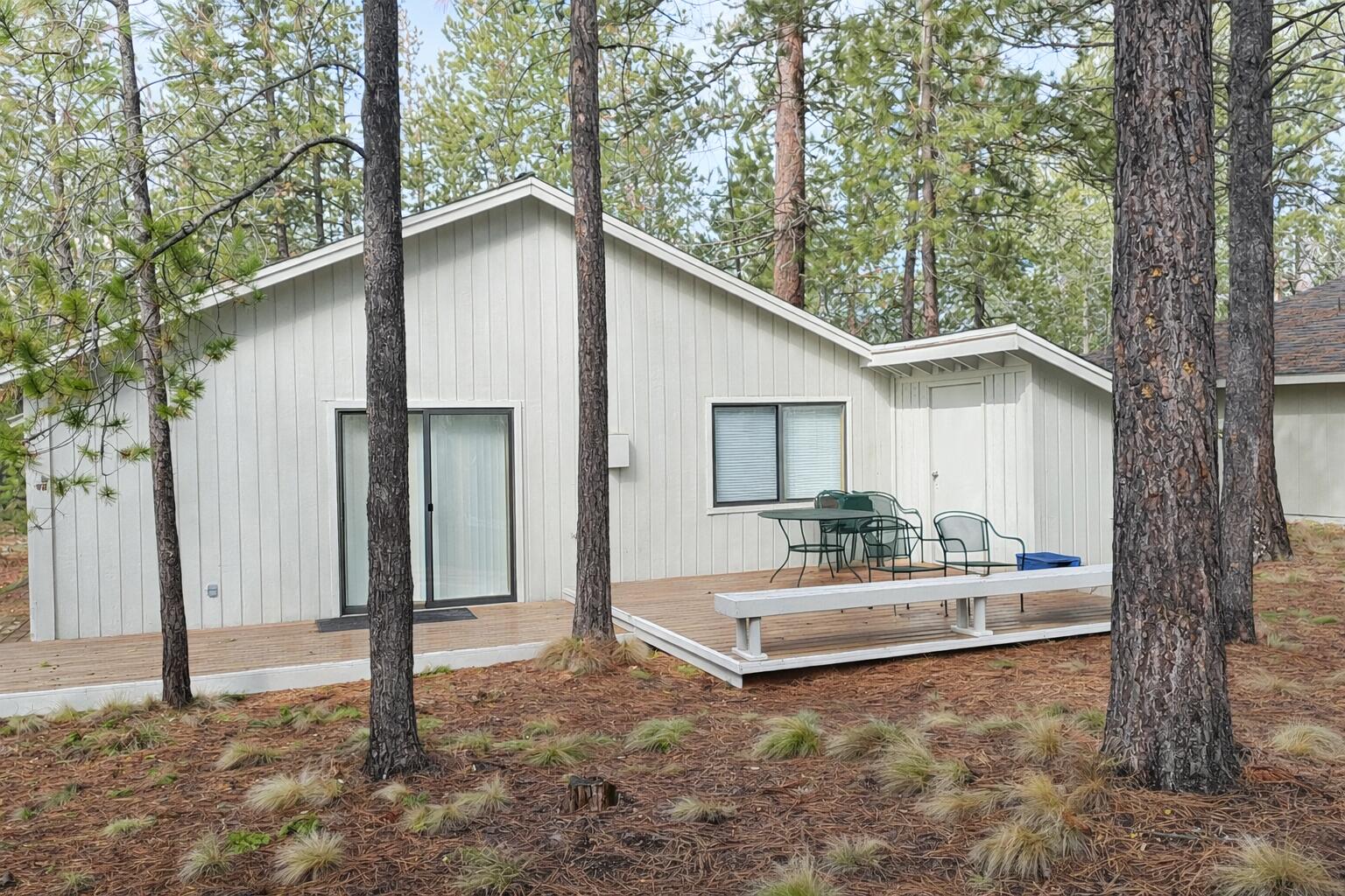 57048 Deer Lane — photo