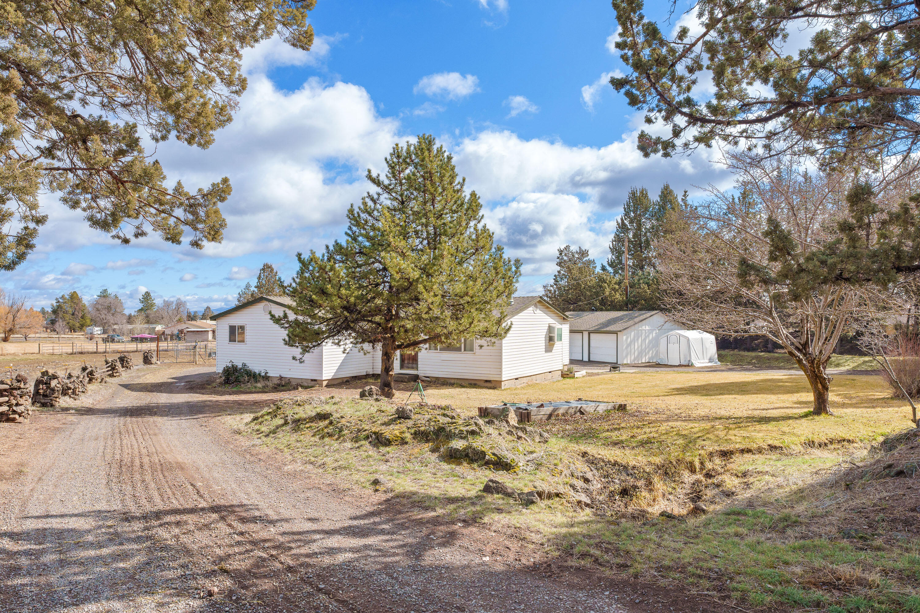 64904 Rimrock Drive, Bend, OR 97703 — photo 3
