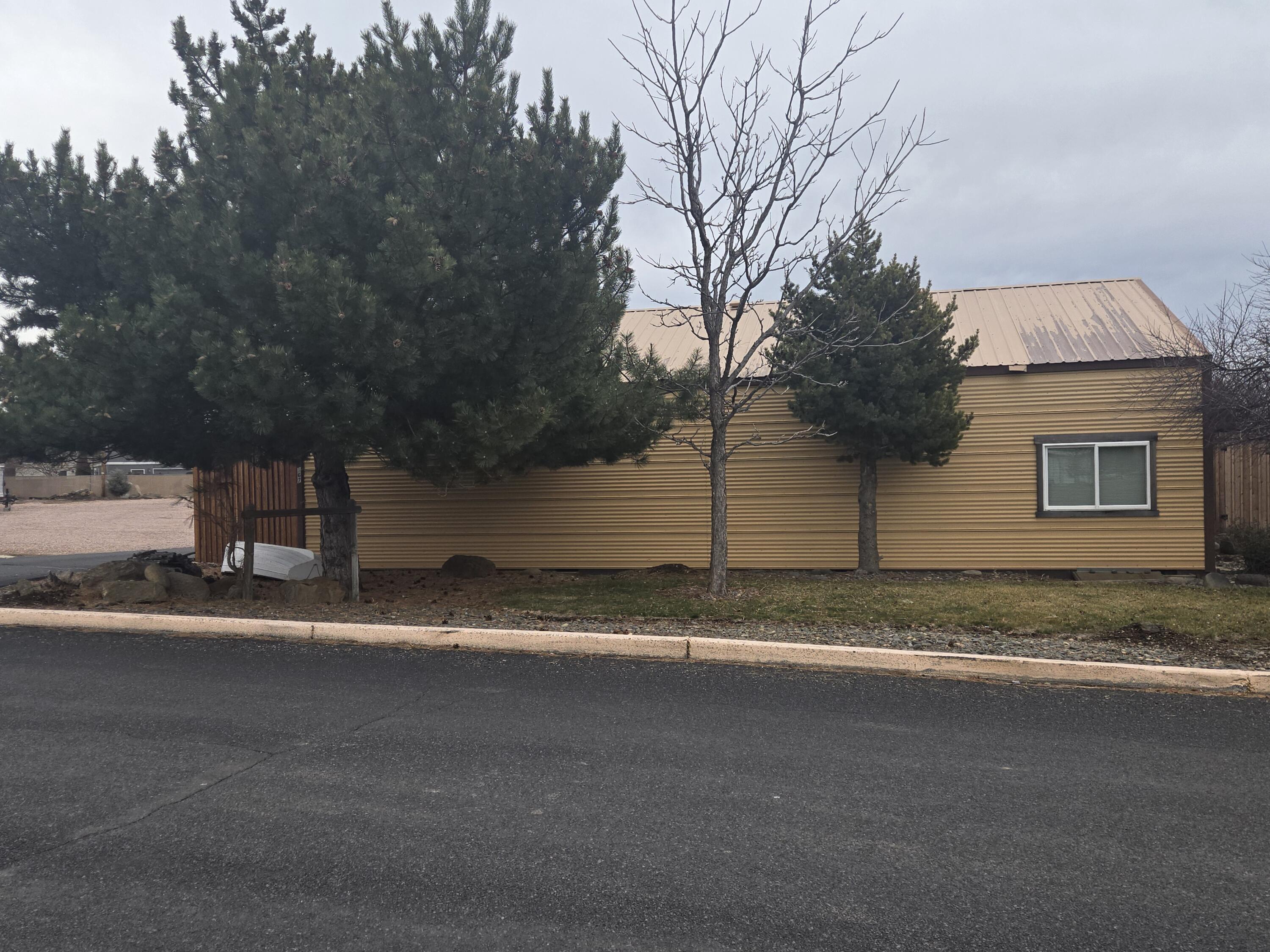 167 W Sisters Park Drive — photo