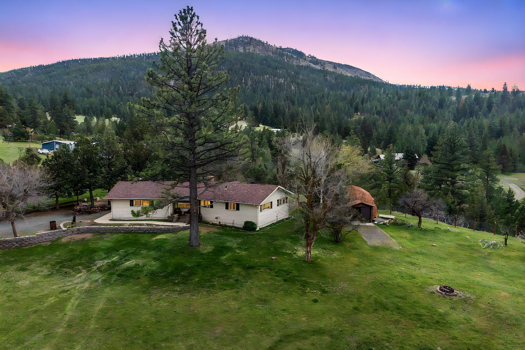 312 Edgewood Drive — photo