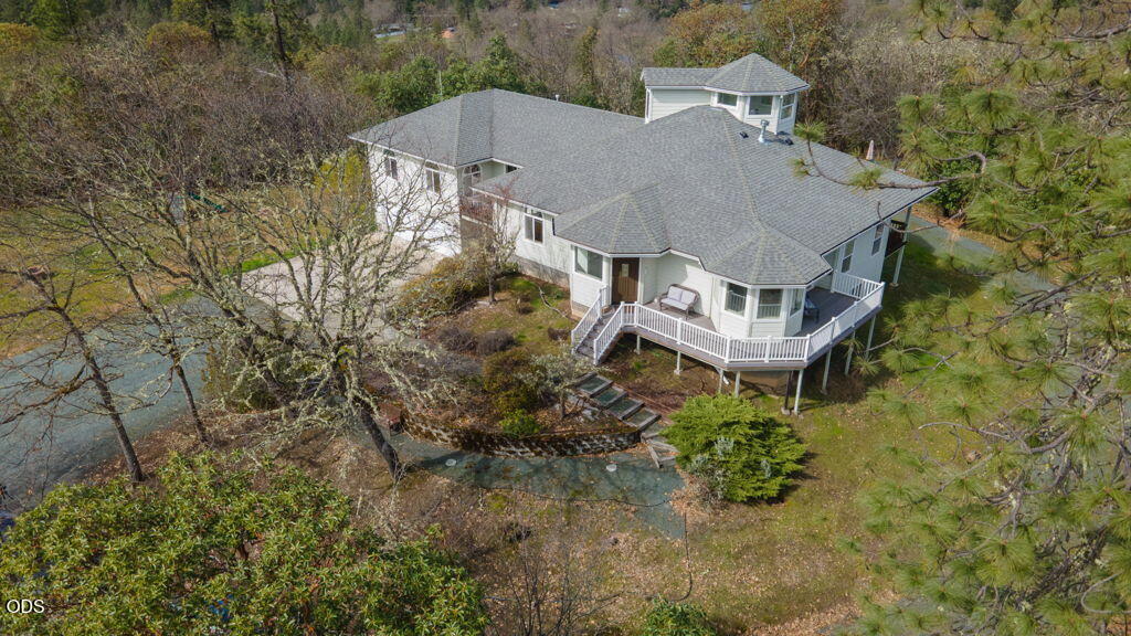 103 Eden Drive — photo