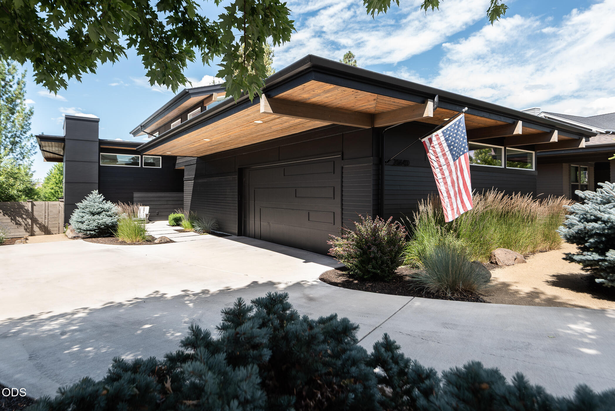 20640 Cougar Peak Drive — photo