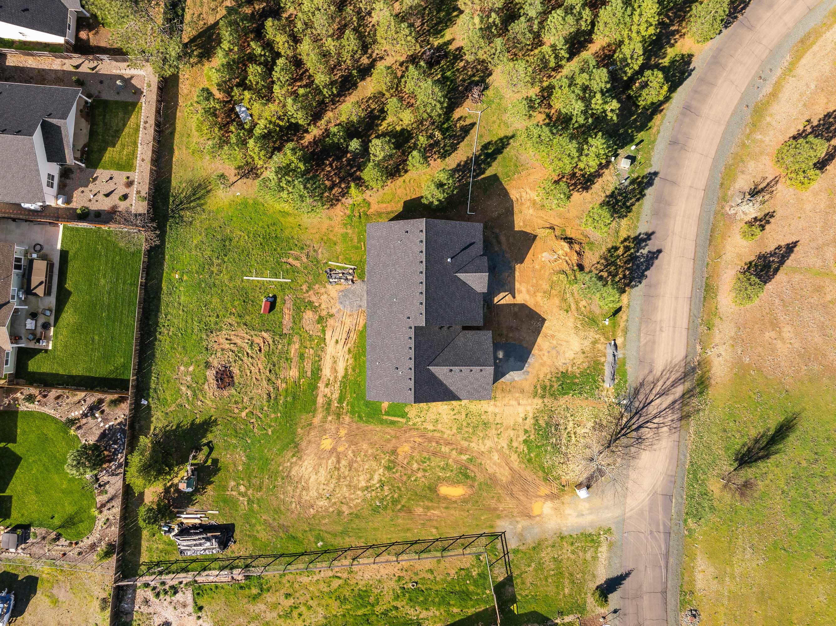 587 E Forks Circle, Cave Junction, OR 97523 — photo 2